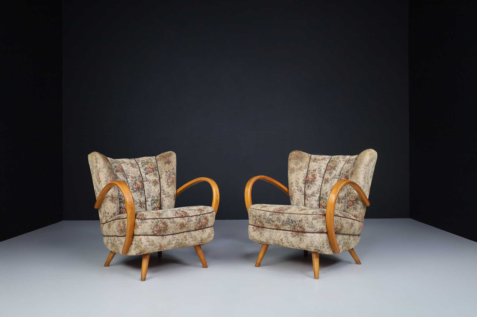 Mid century modern Art Deco Jindrich Halabala style Bentwood Armchairs in original floral fabric, Praque, 1950s Mid-20th century
