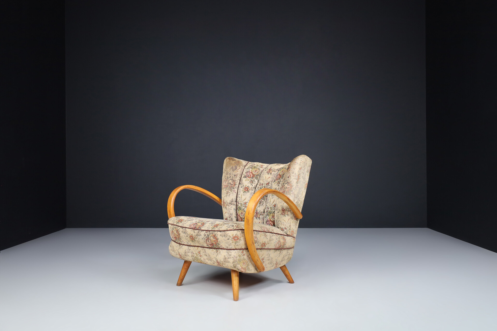 Mid century modern Art Deco Jindrich Halabala style Bentwood Armchairs in original floral fabric, Praque, 1950s Mid-20th century