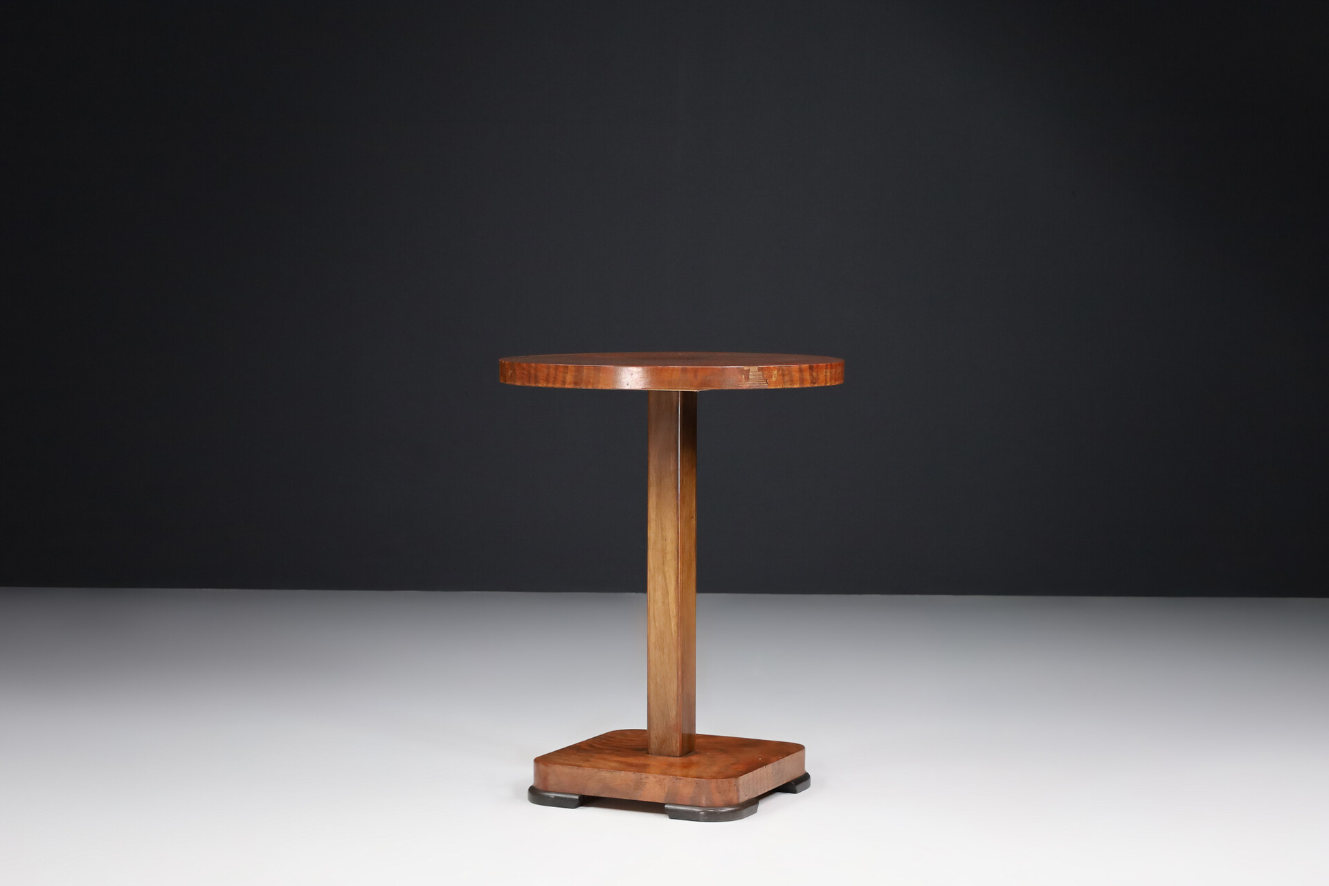 Mid century modern Art-Deco pedestal table, Germany 1930s 20th century
