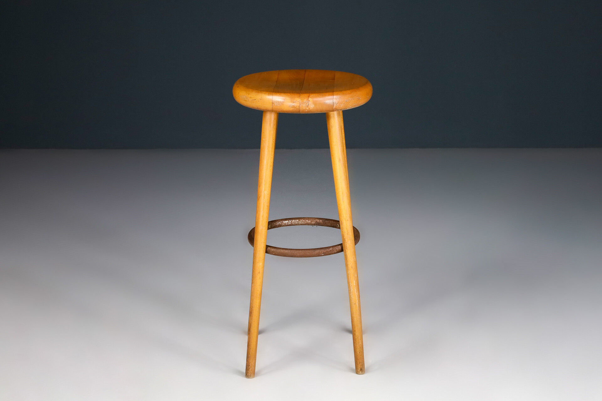Mid century modern Bar stools in the style of charlotte Perriand, France 1950s Mid-20th century
