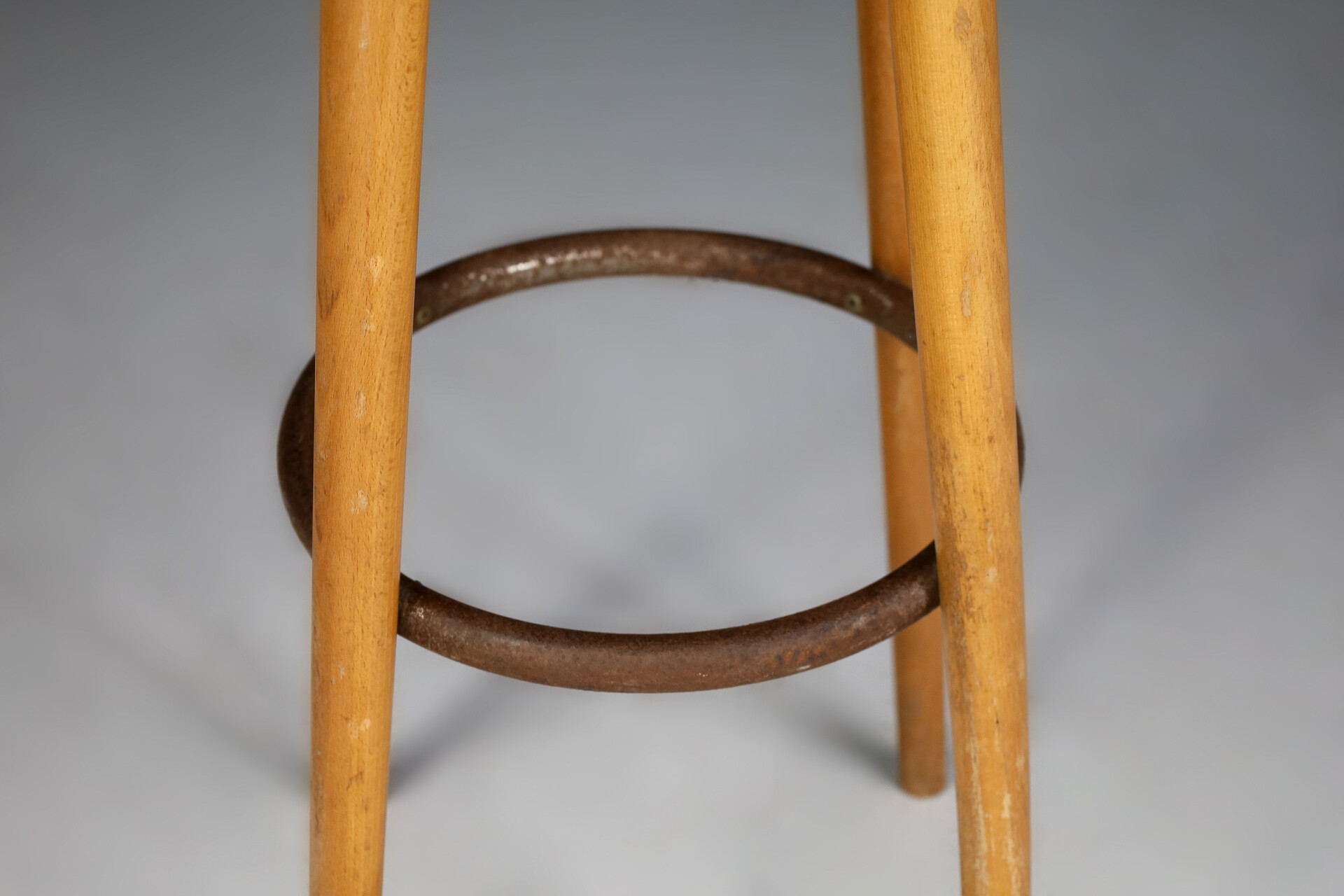 Mid century modern Bar stools in the style of charlotte Perriand, France 1950s Mid-20th century