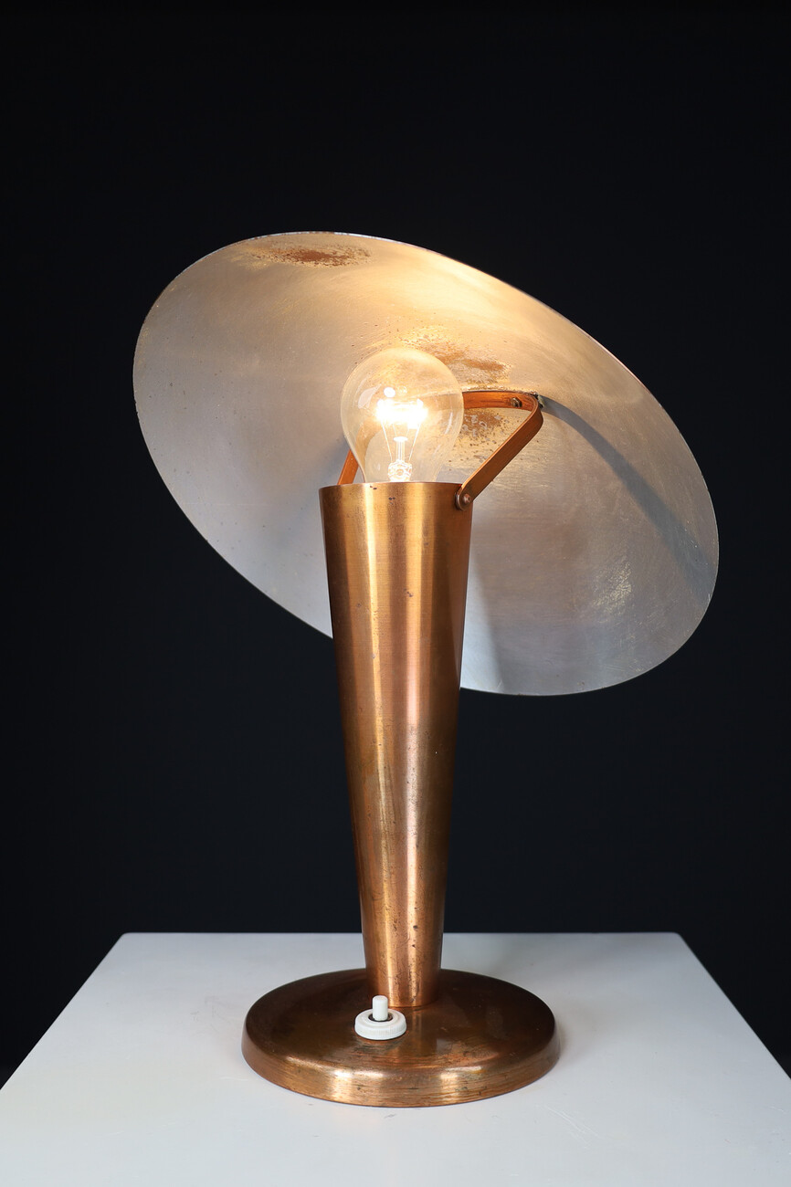 Mid century modern - Bauhaus copper table lamp , Praque 1930s Mid-20th century