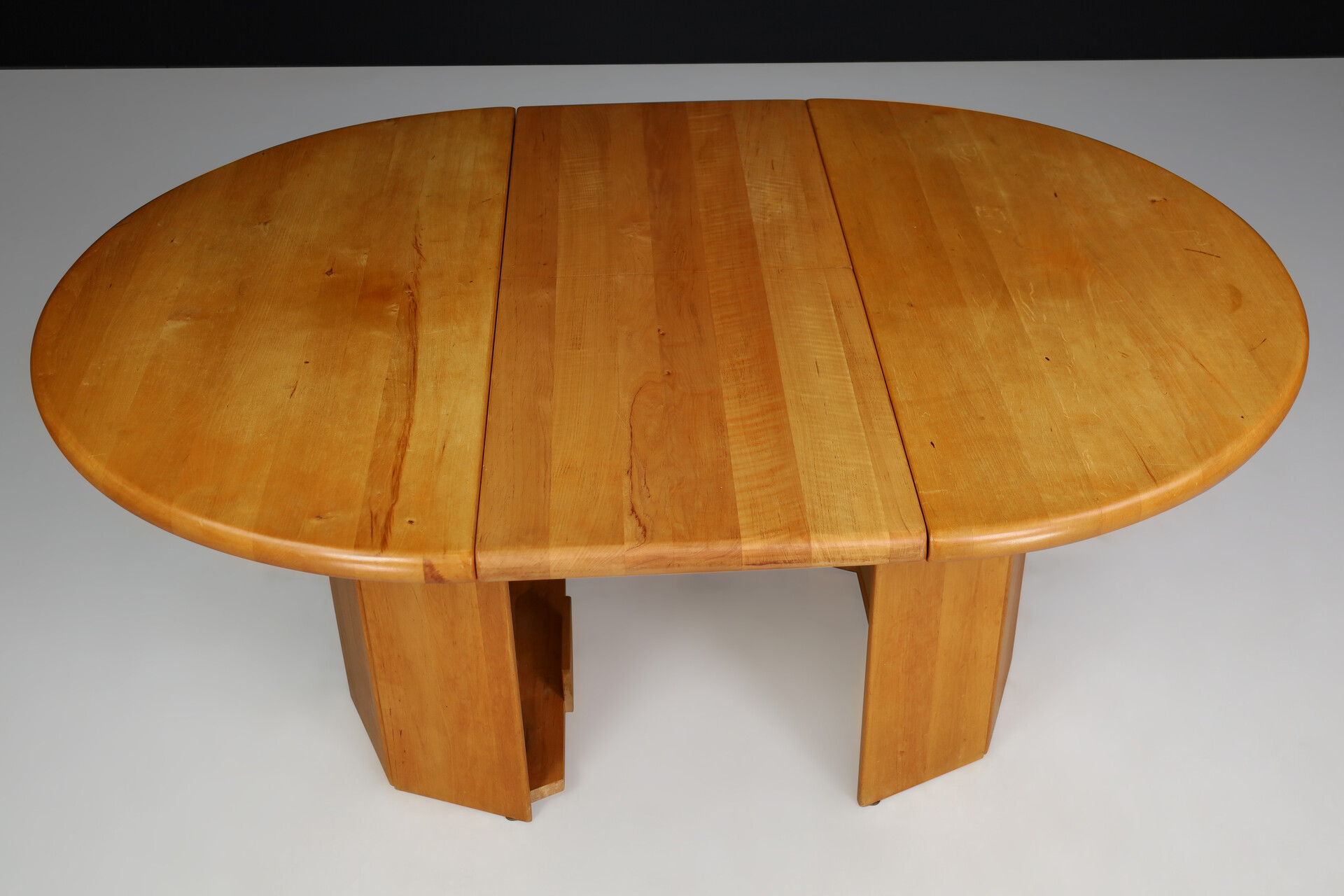 Mid century modern Beech round / oval dining table , France 1960s Mid-20th century