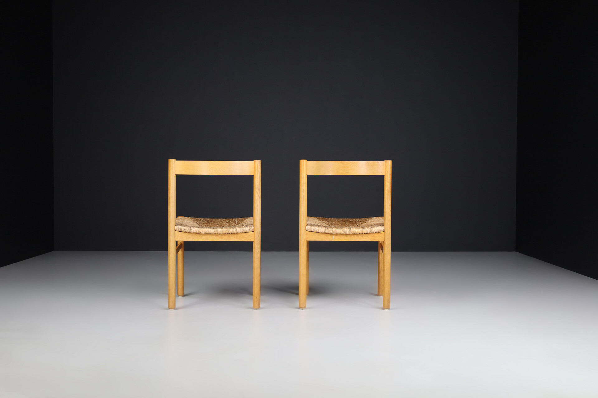 Mid century modern Beechwood and rush side chairs in the style of Charlotte Perriand , France 1960s Mid-20th century