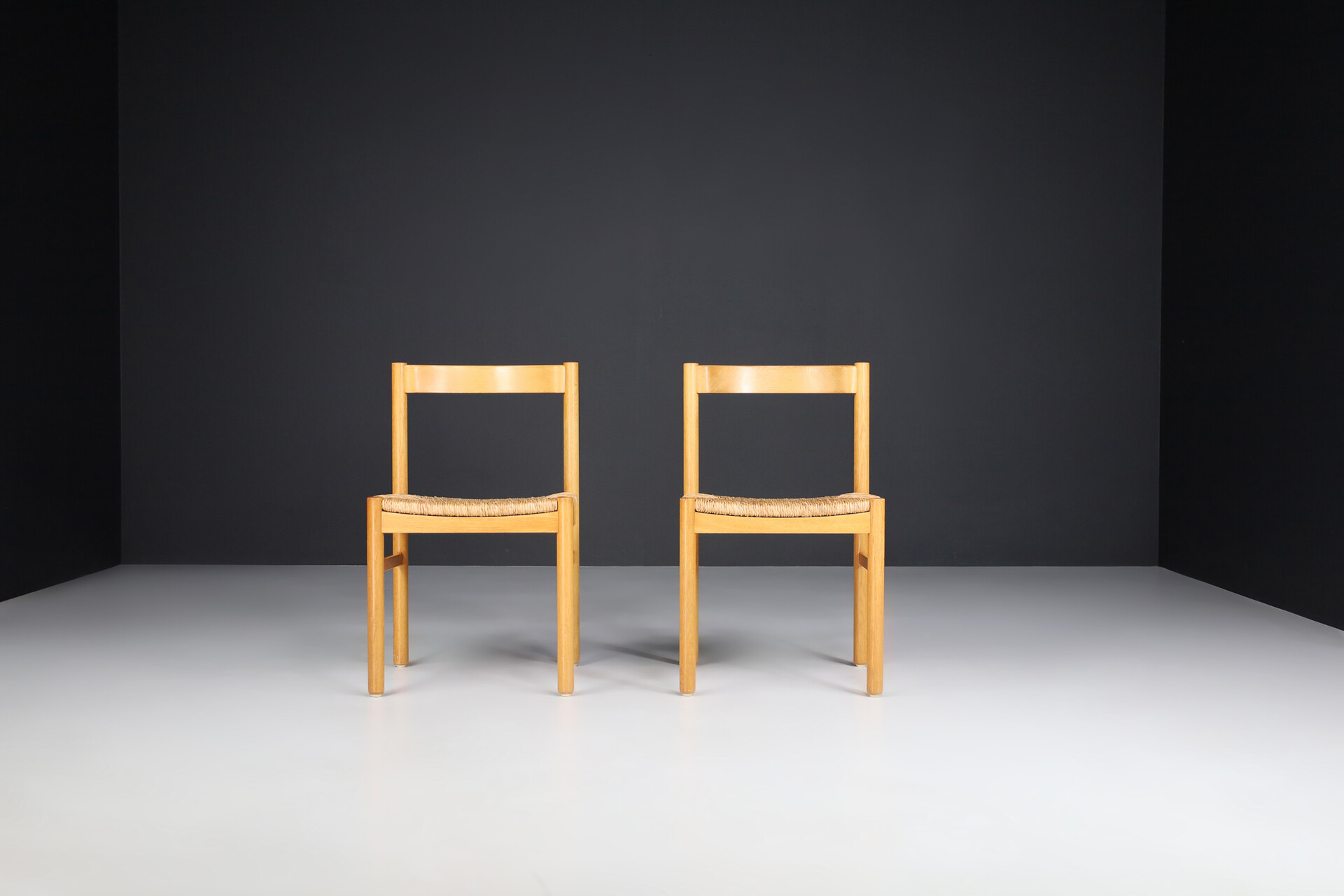 Mid century modern Beechwood and rush side chairs in the style of Charlotte Perriand , France 1960s Mid-20th century