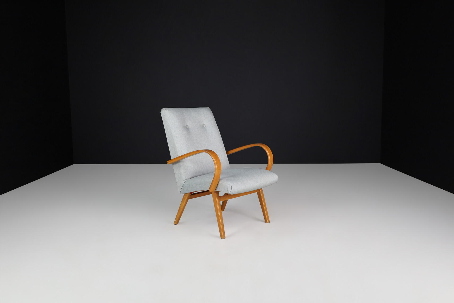 Mid century modern Bentwood Arm Chairs / lounge chairs With New Upholstered Fabric, Praque 1950s Mid-20th century