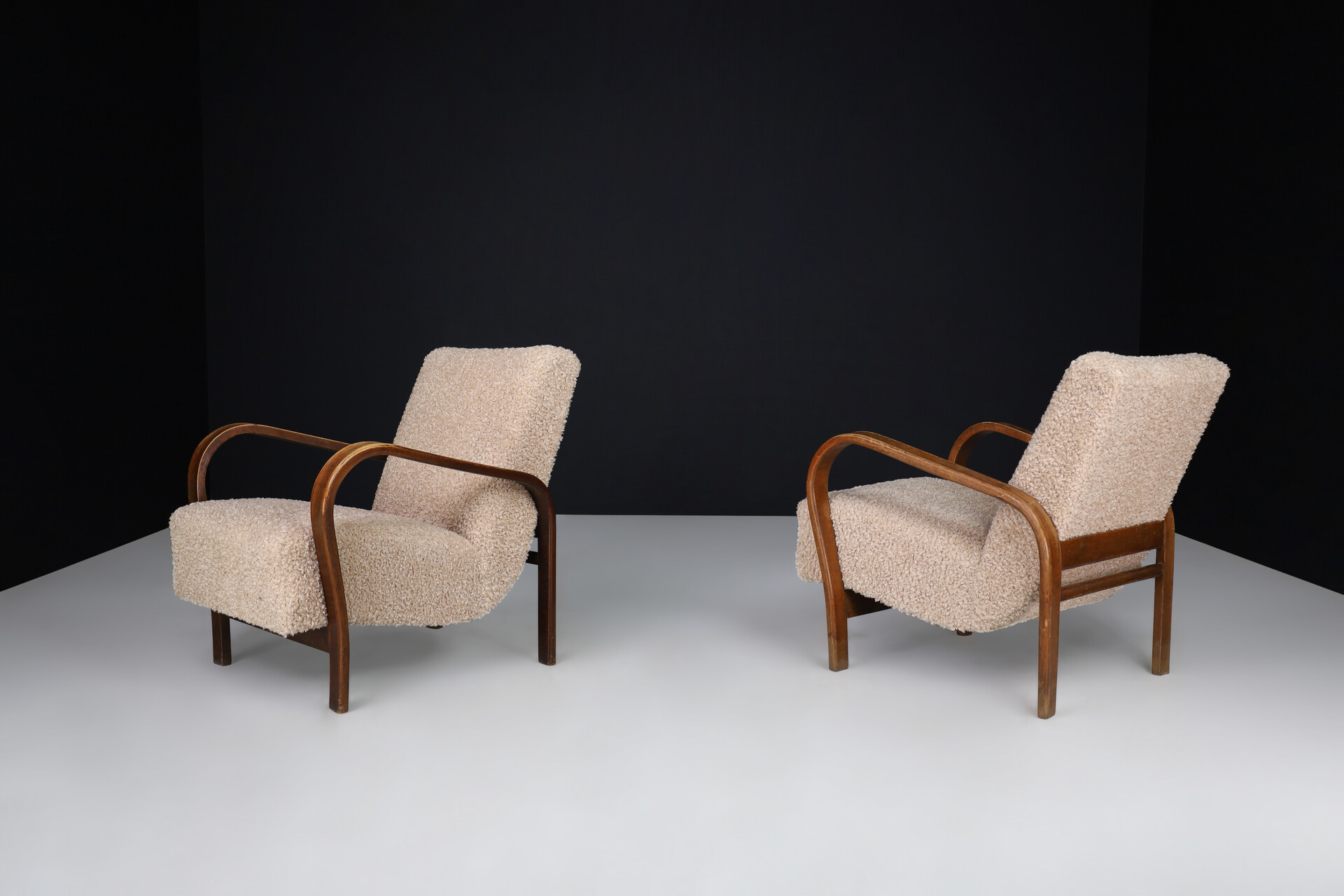 Mid century modern Bentwood Armchairs in Re-Upholstered Fabric by Karel Kozelka & Antonin Kropá, 1950s Mid-20th century
