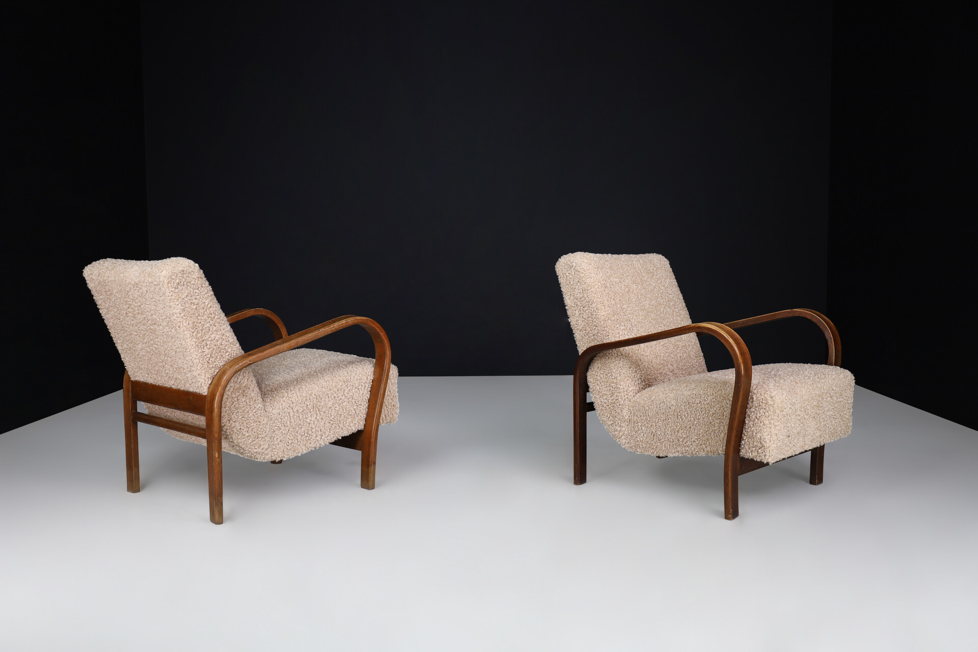 Mid century modern Bentwood Armchairs in Re-Upholstered Fabric by Karel Kozelka & Antonin Kropá, 1950s Mid-20th century