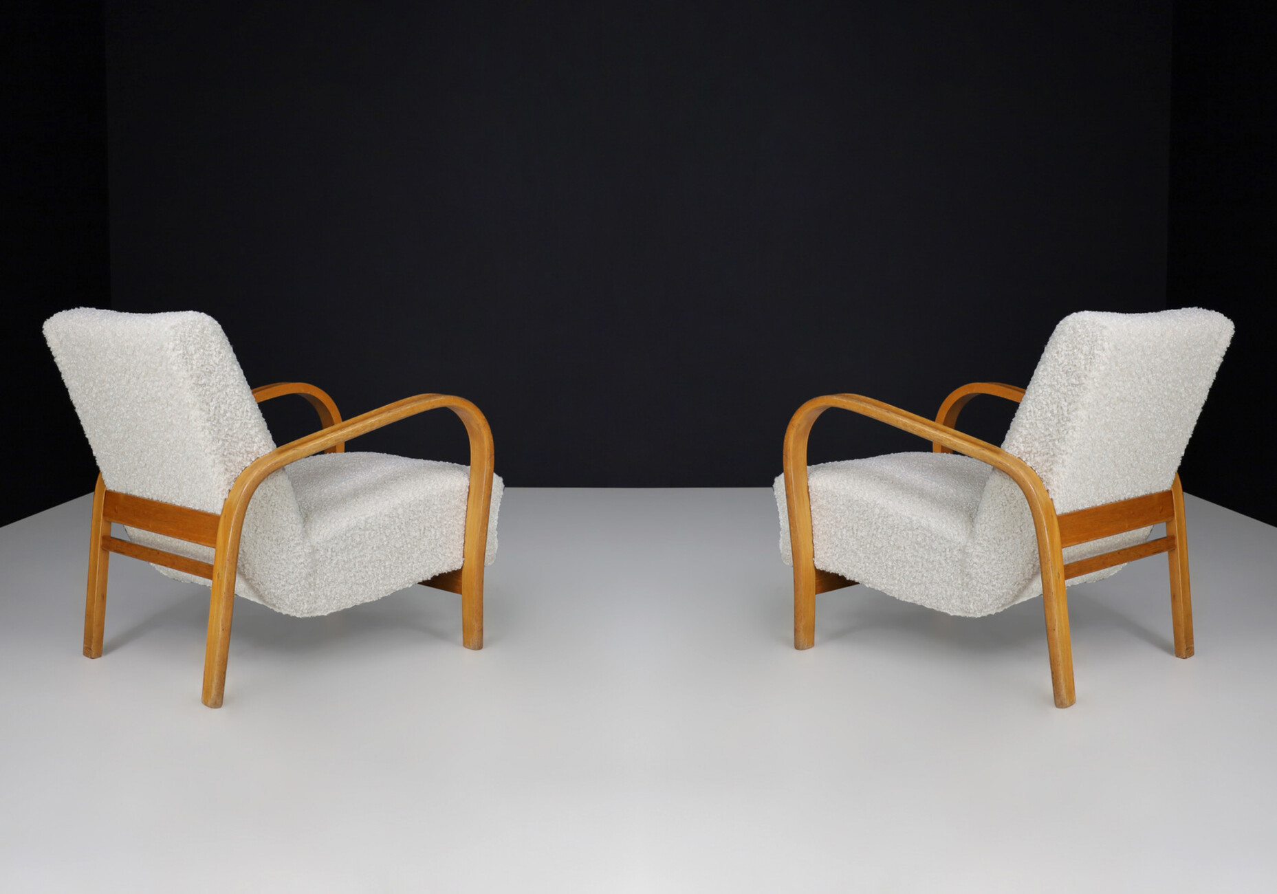 Mid century modern Bentwood Armchairs in Re-Upholstered Fabric by Karel Kozelka & Antonin Kropá, 1950s Mid-20th century