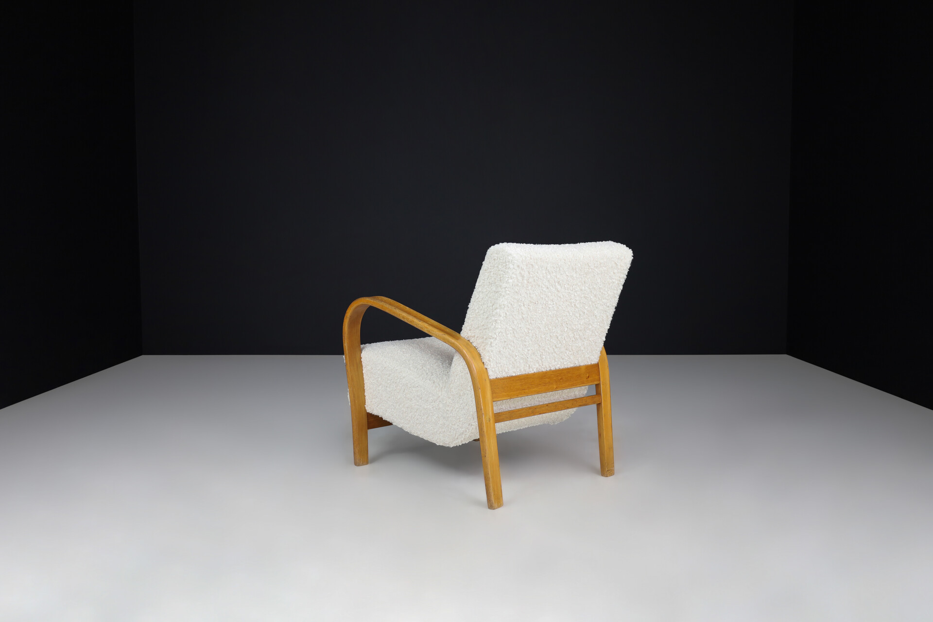 Mid century modern Bentwood Armchairs in Re-Upholstered Fabric by Karel Kozelka & Antonin Kropá, 1950s Mid-20th century