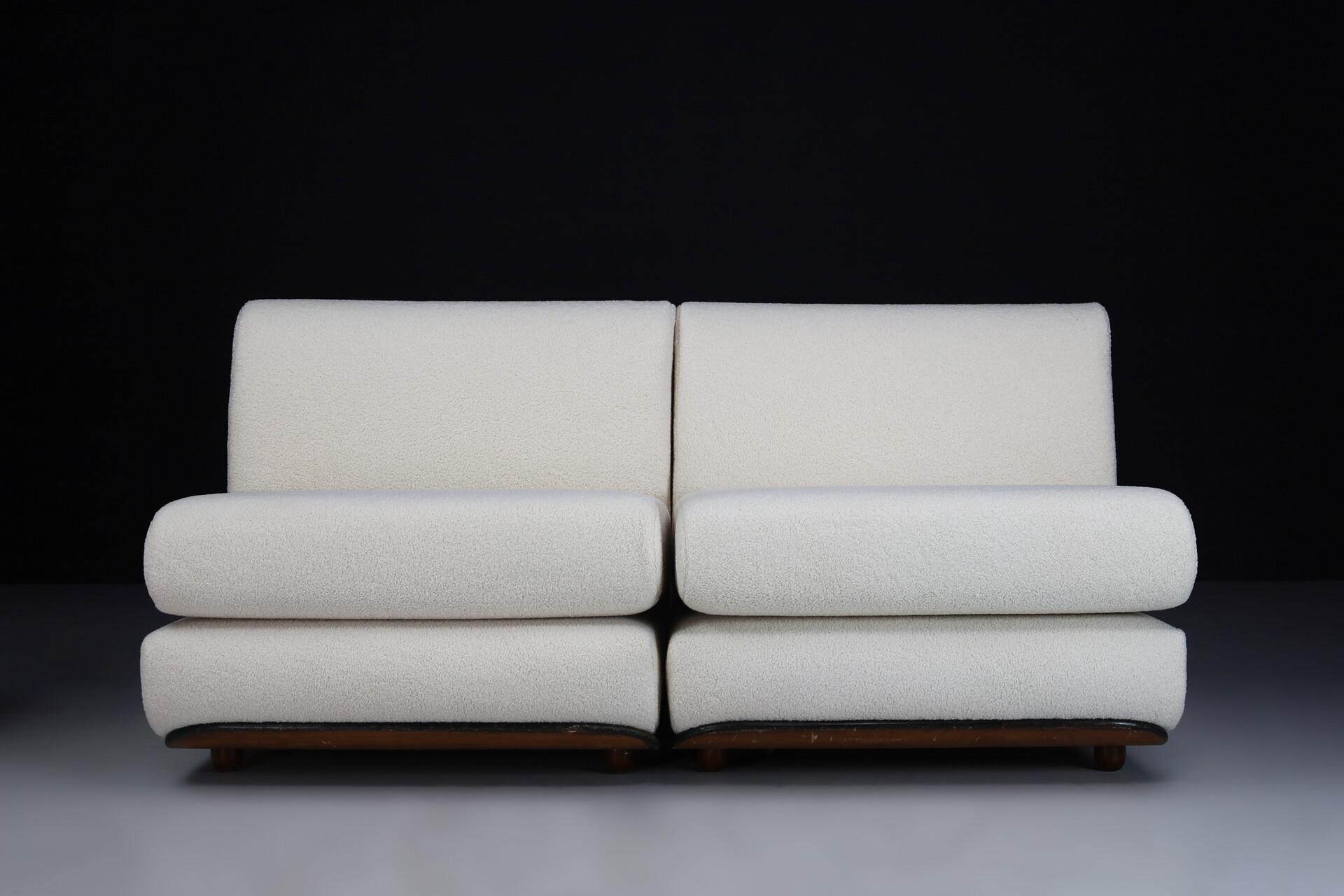 Mid century modern Bentwood Lounge Chairs/sofa with new teddy fabric, Italy 1960s Mid-20th century