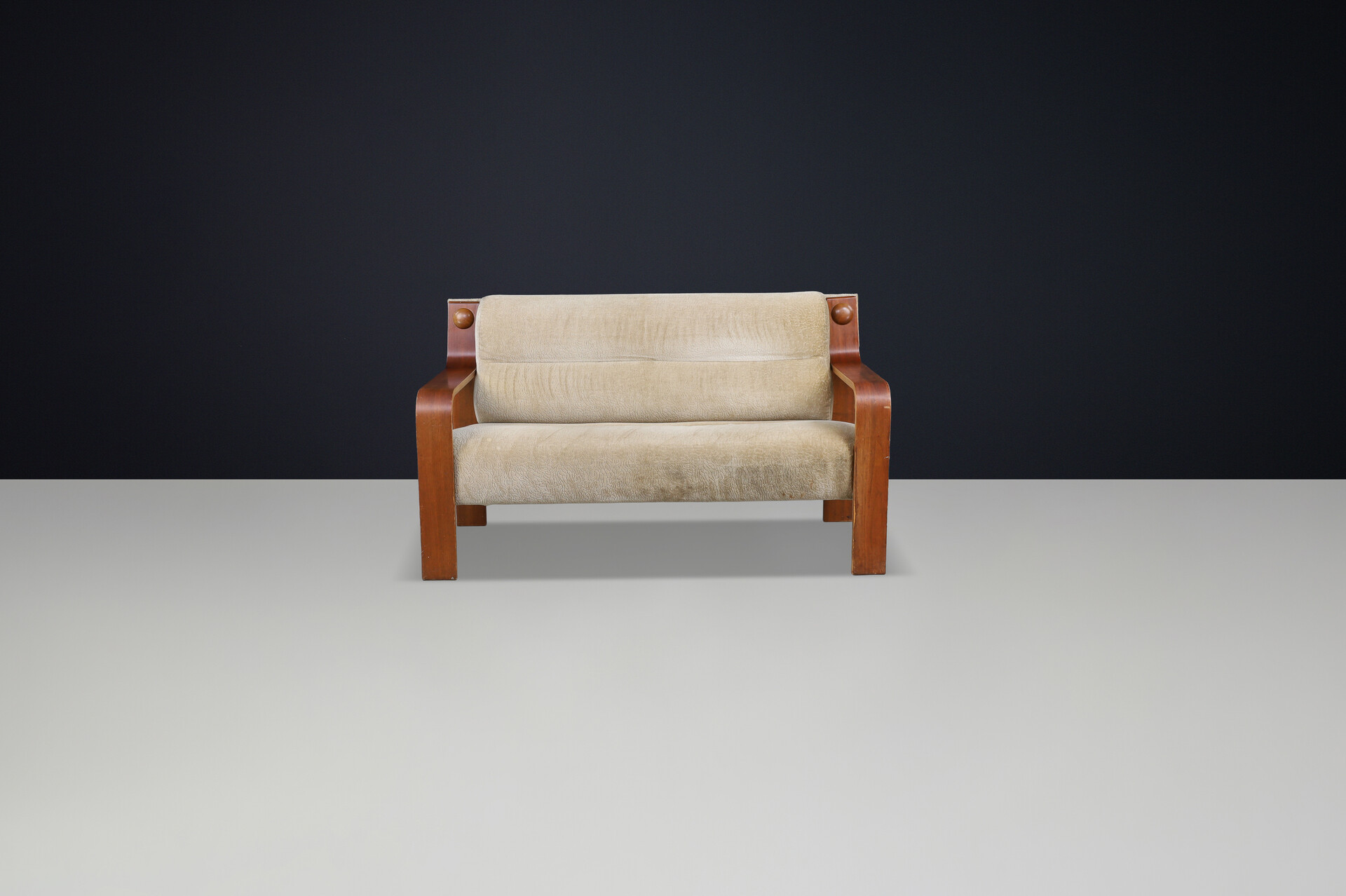 Mid century modern Bentwood Two-Seat Lounge Settee with Original Upholstery, 1970s Czech Republic Mid-20th century