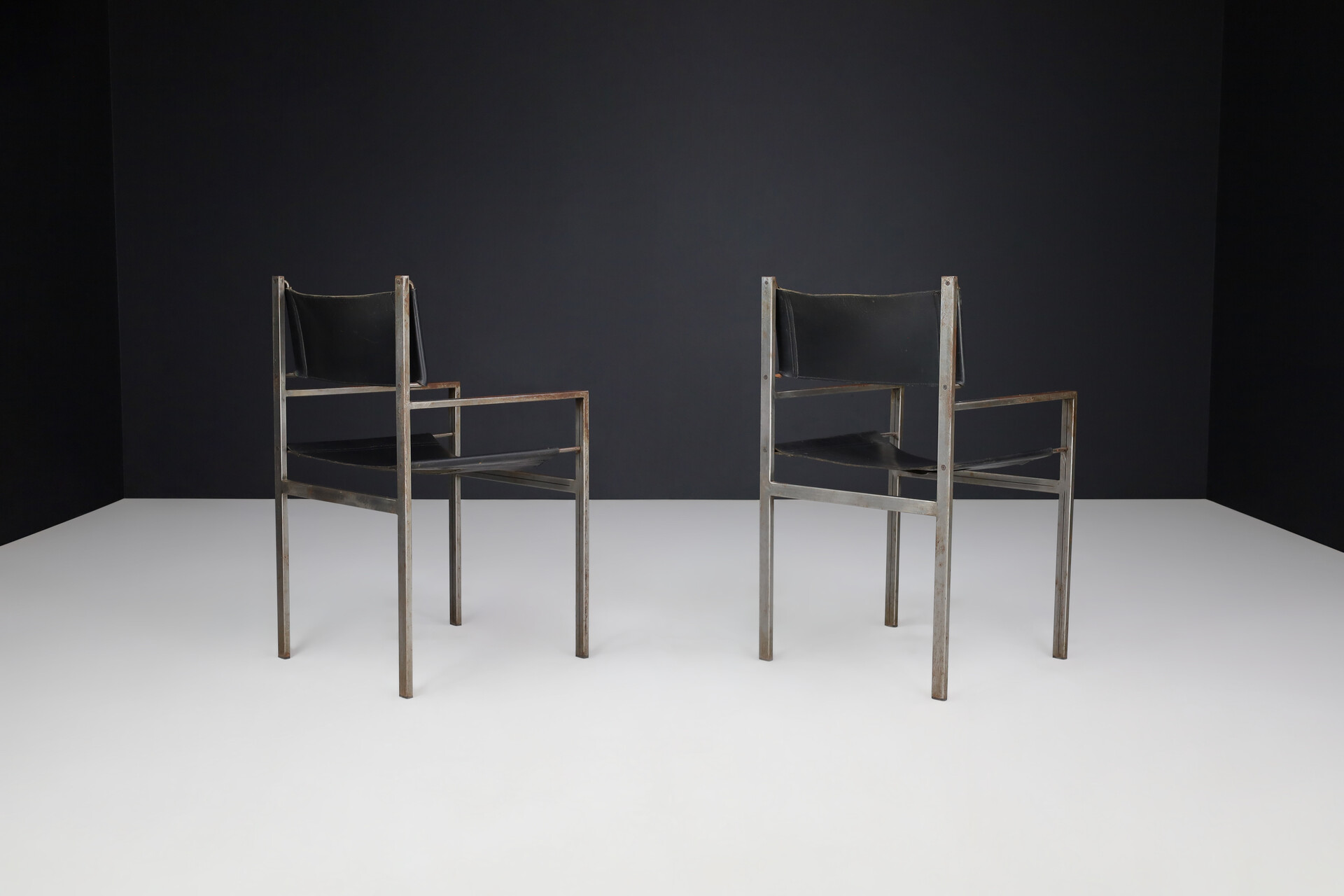 Mid century modern Black saddle leather with patinated steel frame, The Netherlands 1960s Mid-20th century