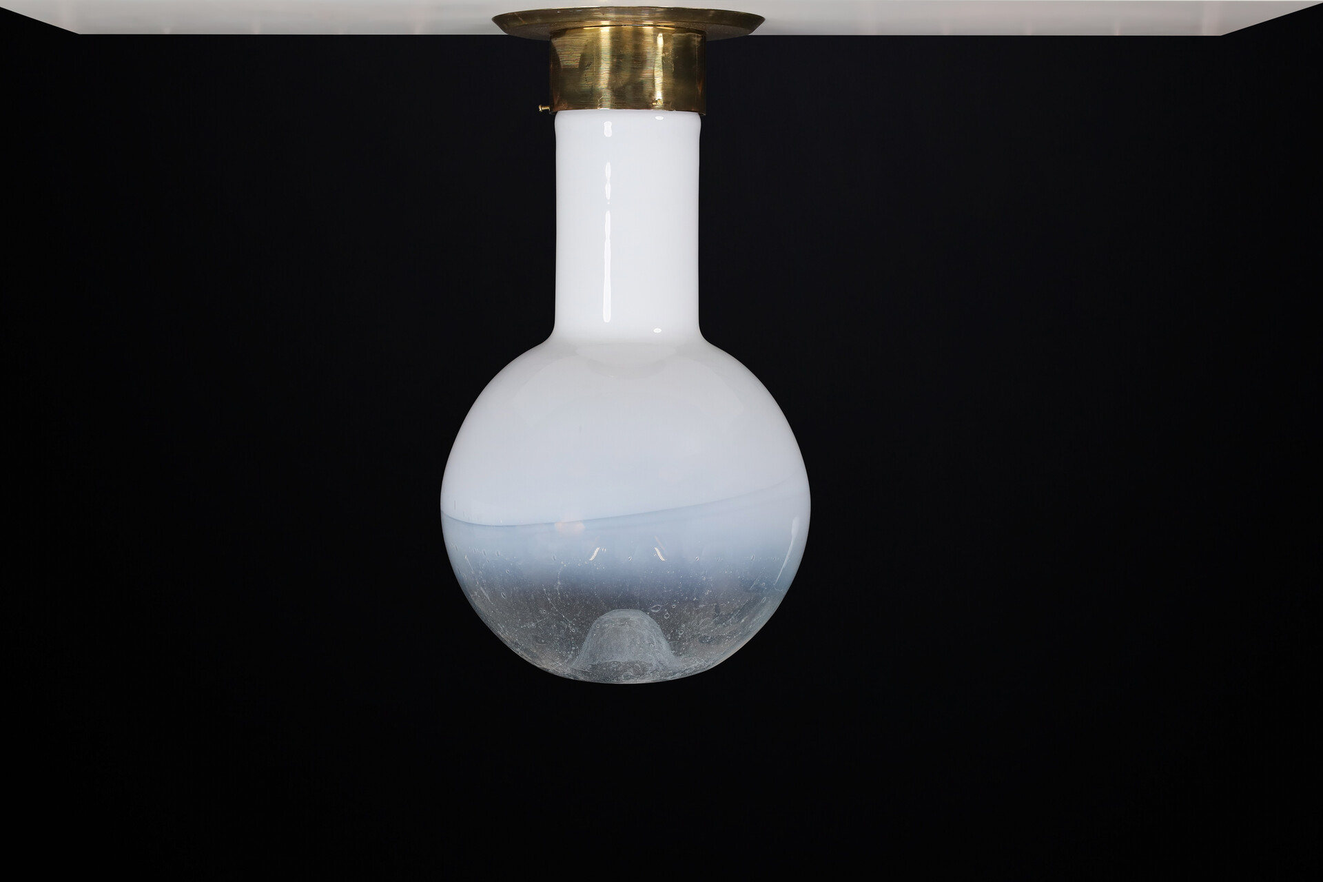 Mid century modern Blown-glass,Brass,Opaline glass Bras and  opaline glass Chandelier ., Italy 1970s Mid-20th century