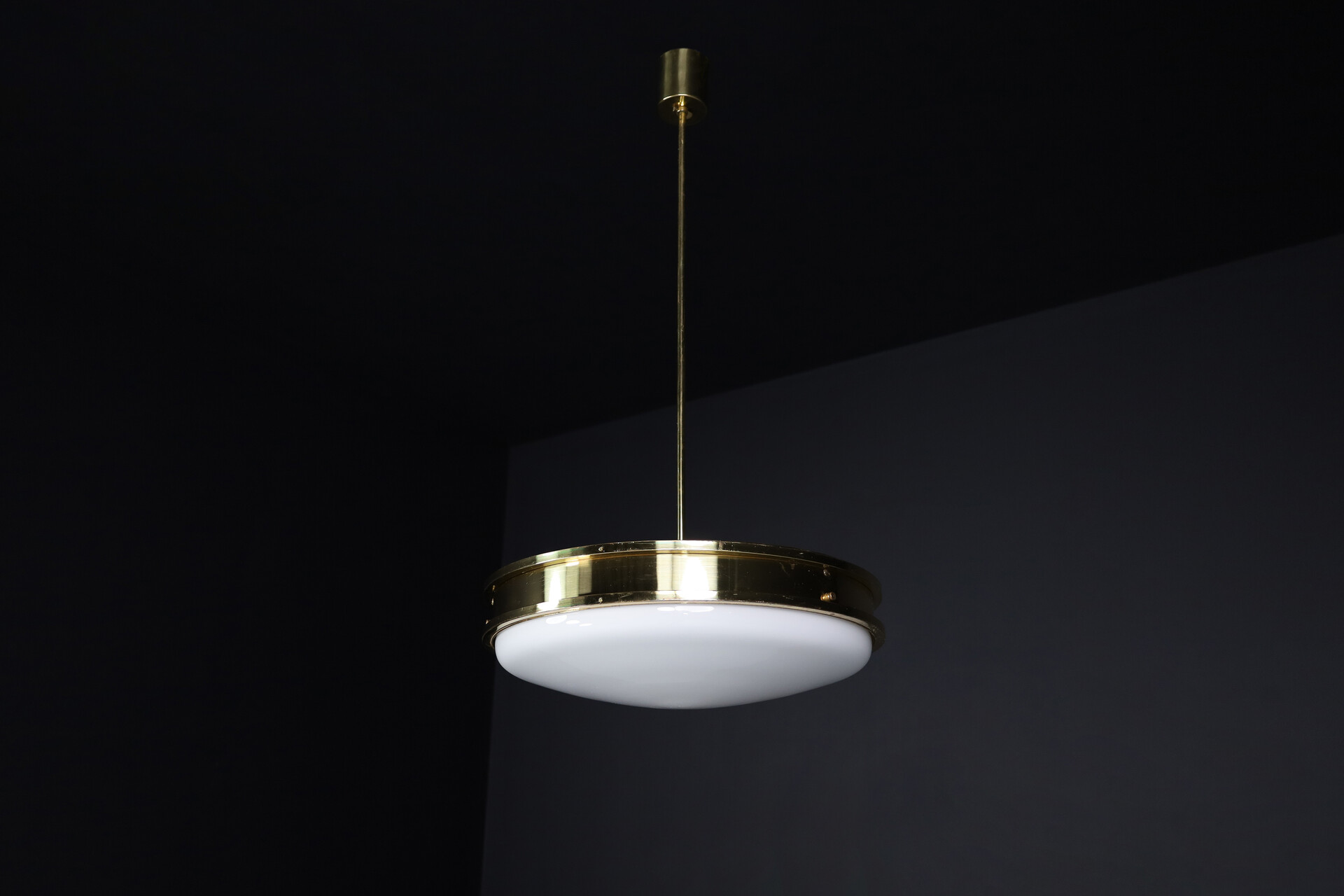 Mid century modern Brass and opaline glass Pendant Italy 1950s Mid-20th century