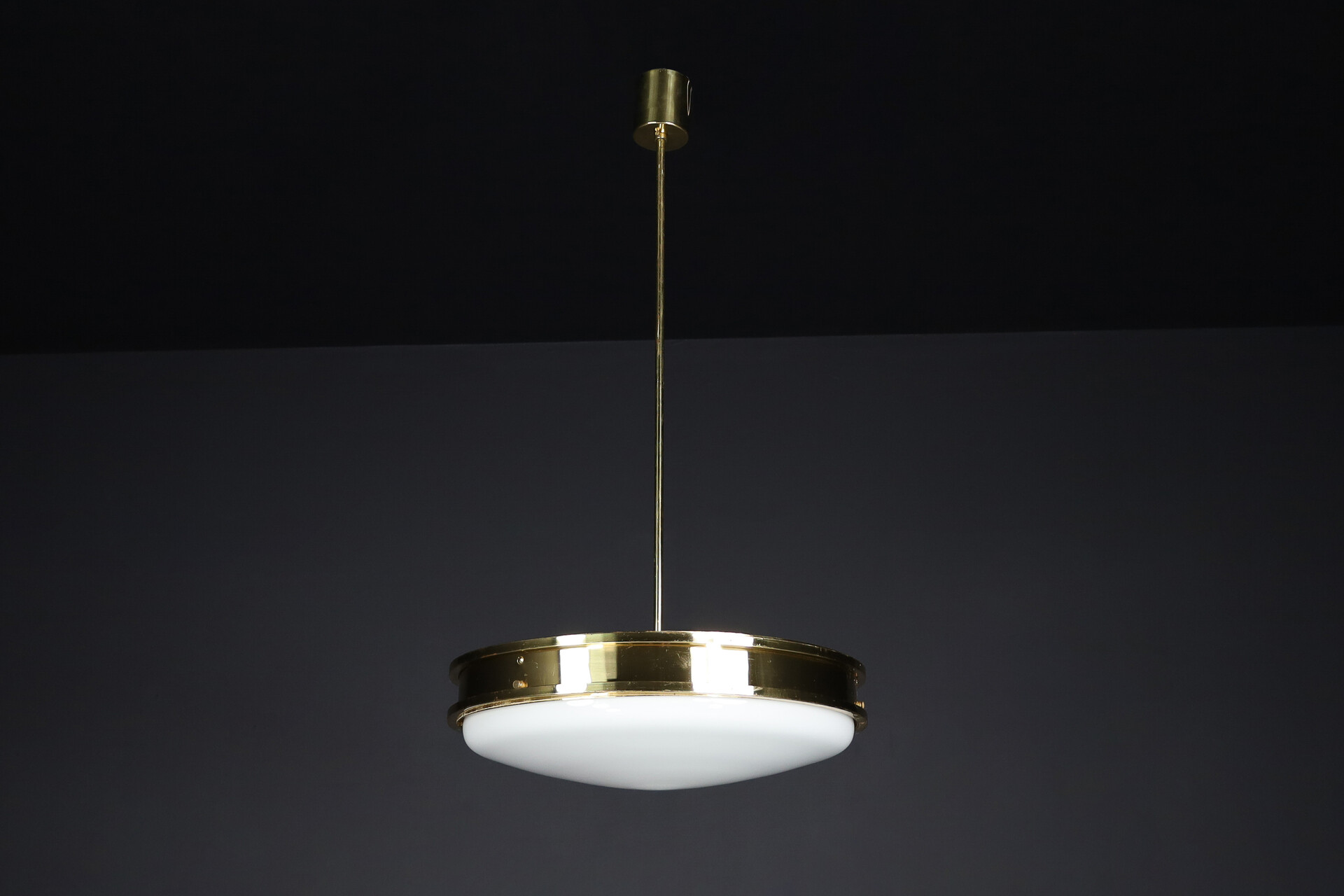 Mid century modern Brass and opaline glass Pendant Italy 1950s Mid-20th century