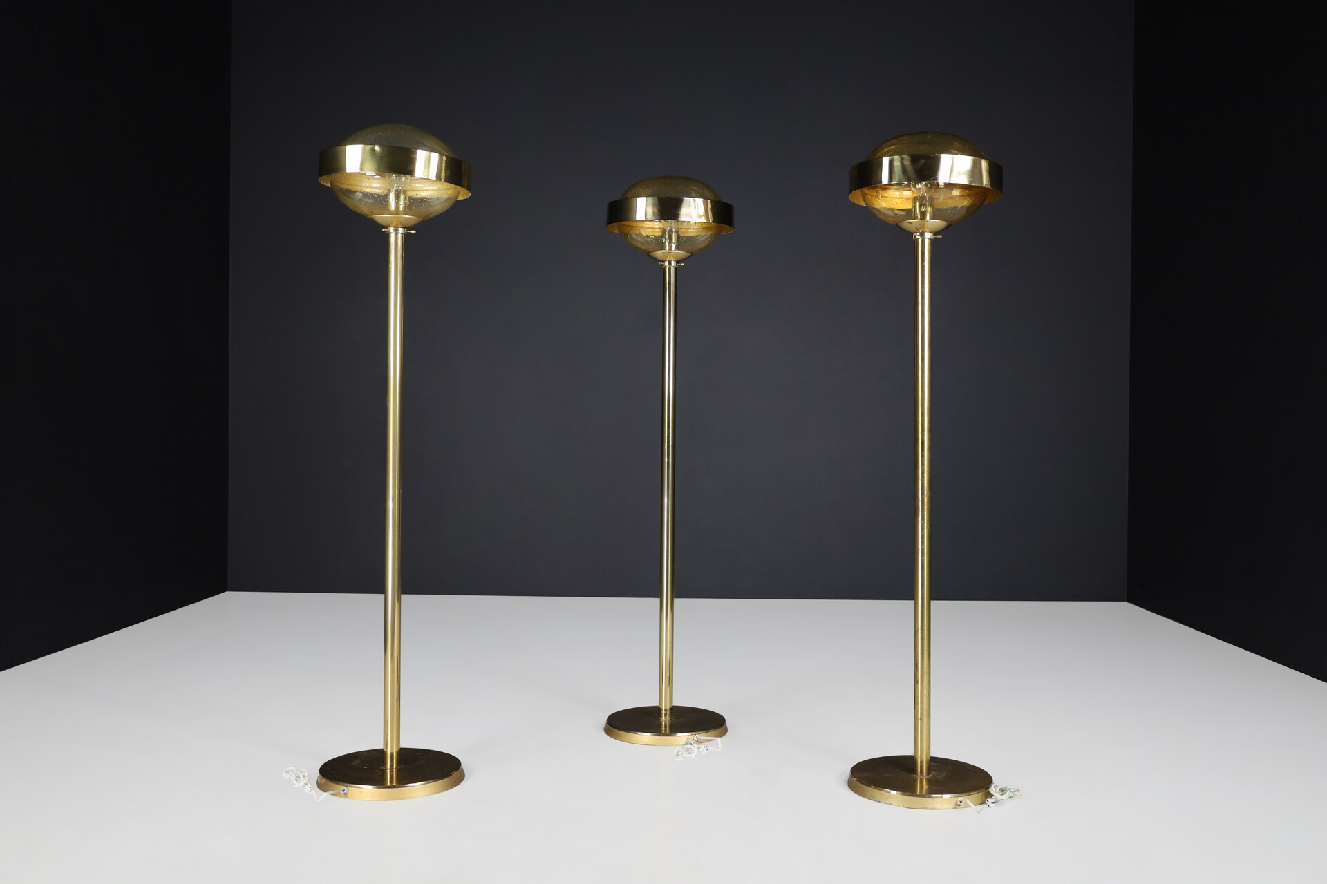 Mid century modern Brass Floor Lamp with Hand-Blown Glass, Praque 1960s Mid-20th century