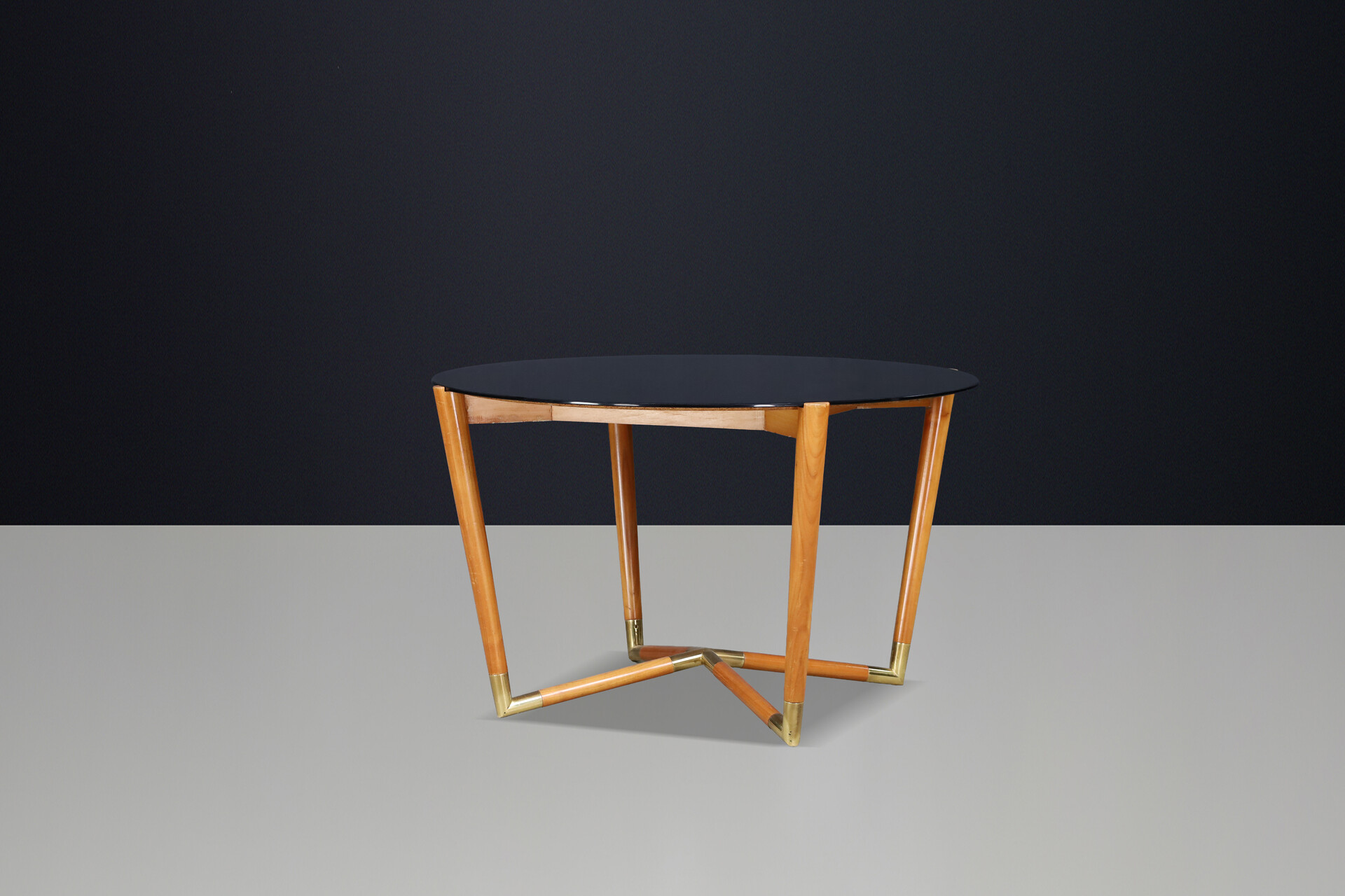Mid century modern Brass, Galss and walnut coffee table Italy 1960s Mid-20th century