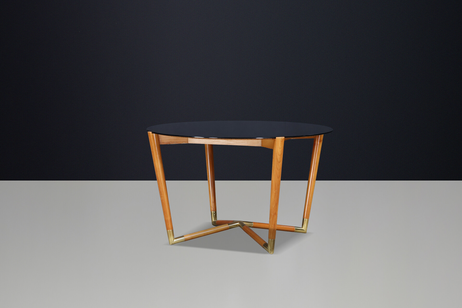 Mid century modern Brass, Galss and walnut coffee table Italy 1960s Mid-20th century