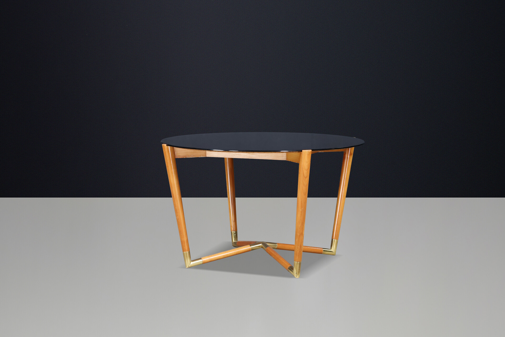 Mid century modern Brass, Galss and walnut coffee table Italy 1960s Mid-20th century
