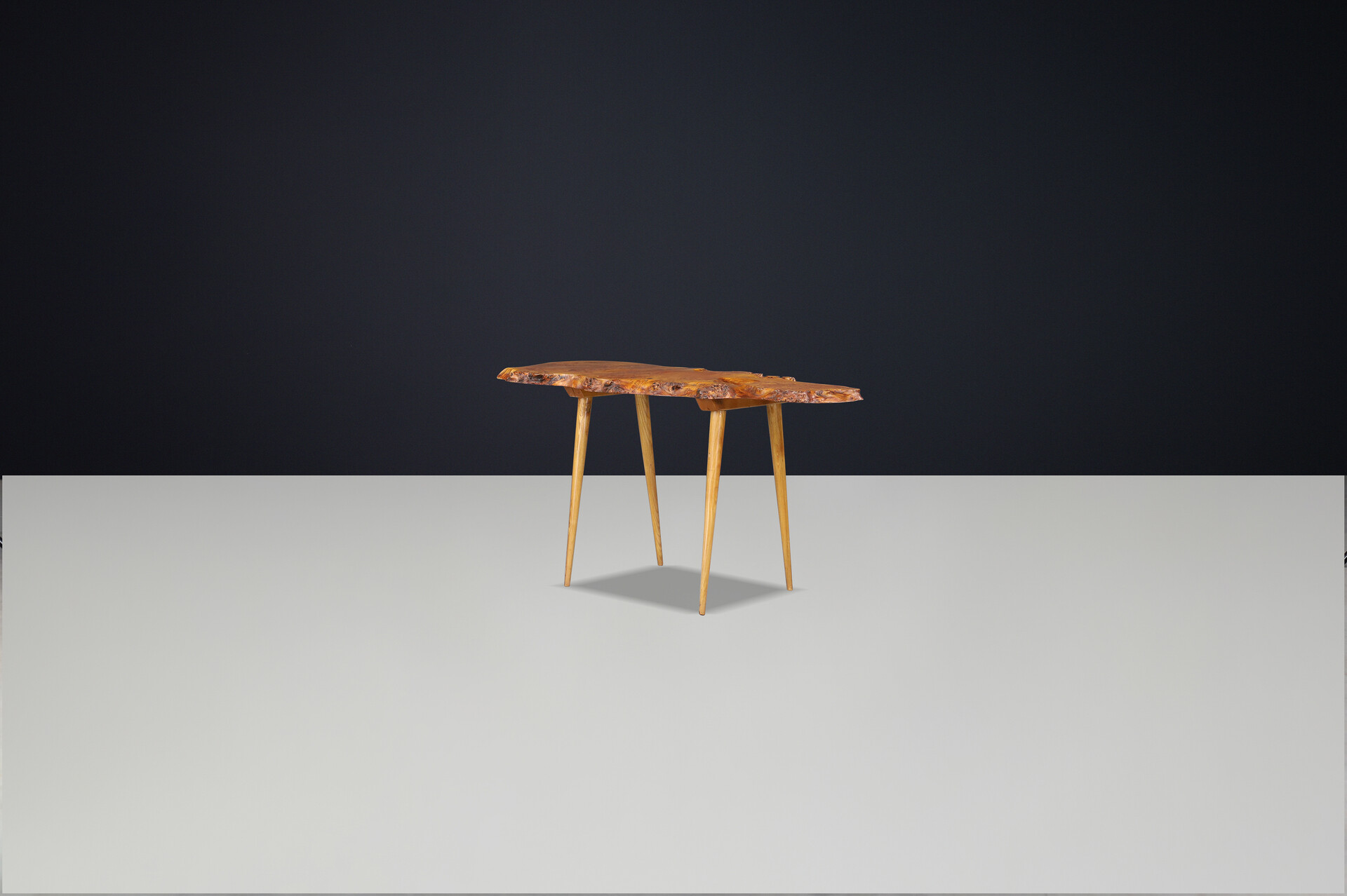 Mid century modern Burl wood organic-free form side table, France 1960s Mid-20th century