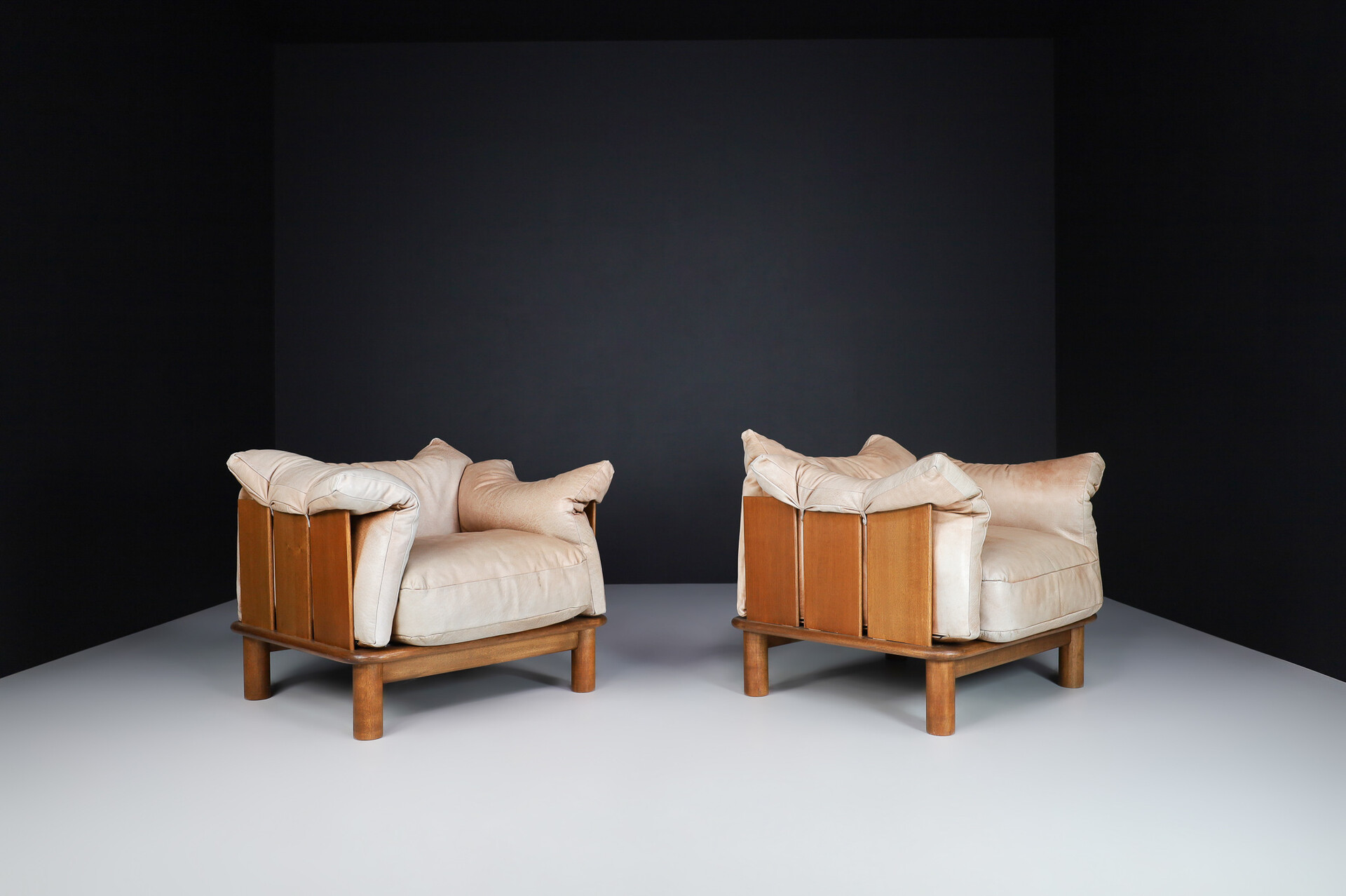 Mid century modern camel leather chair best sale
