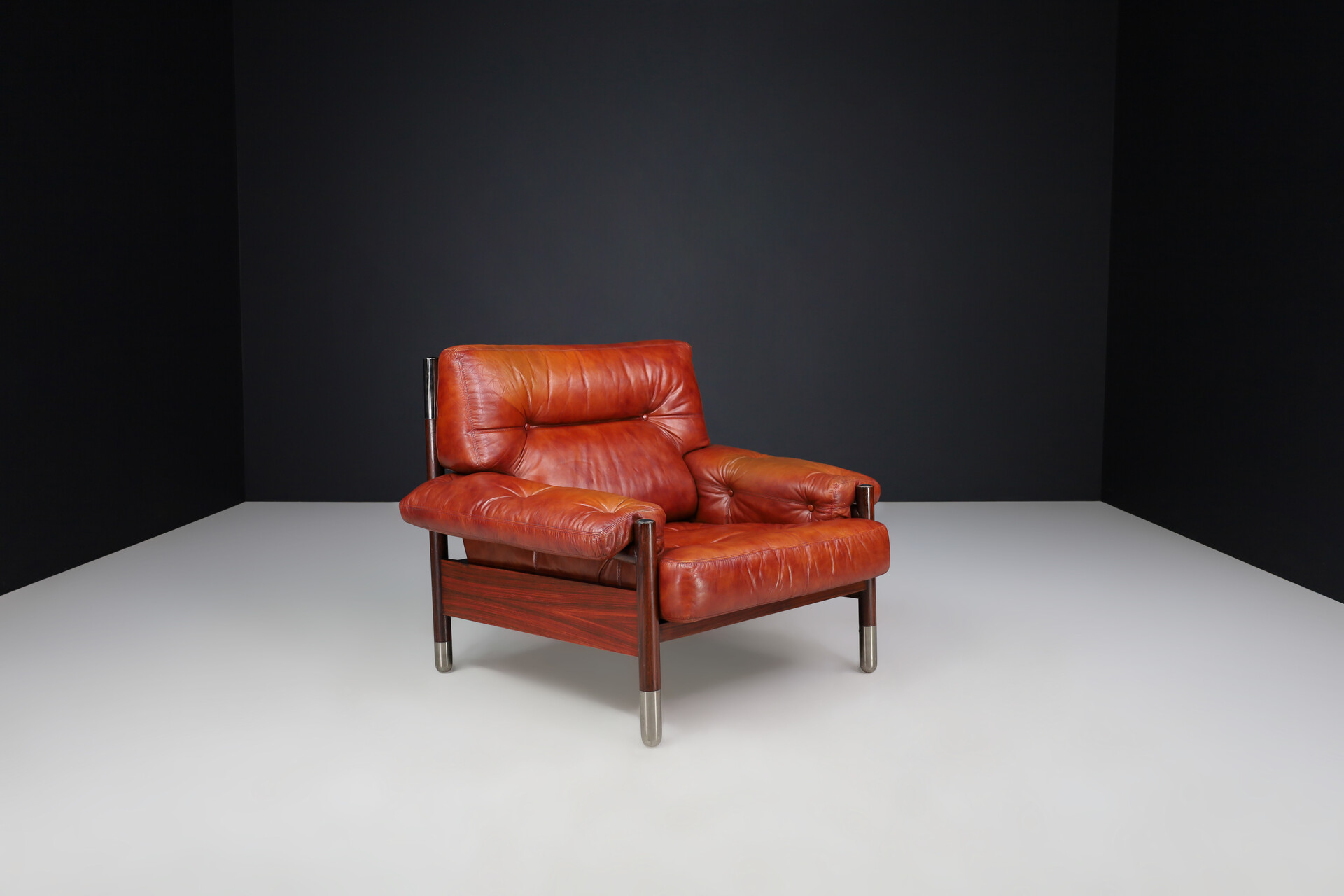 Mid century modern Carlo de Carli for Sormani Leather Lounge chair with Ottoman., Italy 1960s Mid-20th century