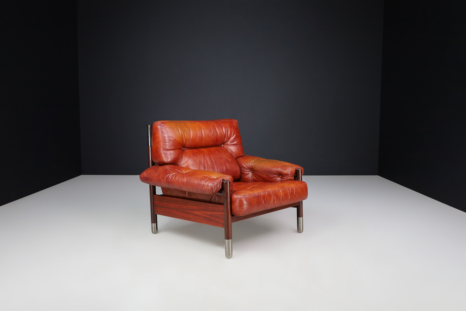 Mid century modern Carlo de Carli for Sormani Leather Lounge chair with Ottoman., Italy 1960s Mid-20th century