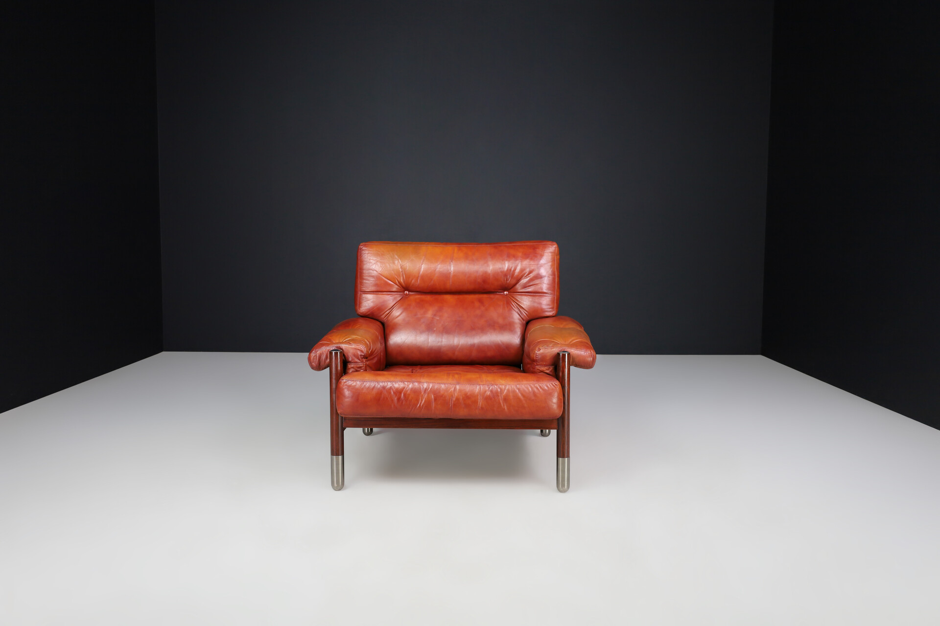Mid century modern Carlo de Carli for Sormani Leather Lounge chair with Ottoman., Italy 1960s Mid-20th century