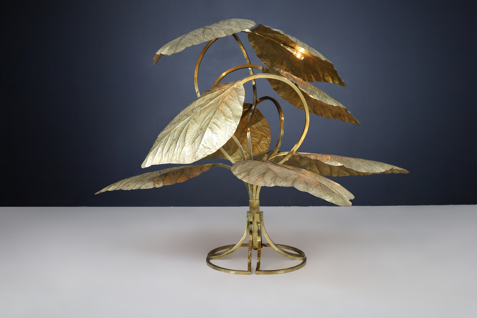 Mid century modern Carlo Giorgi for Bottega Gadda Gigantic Brass Floor Lamp, Italy 1970s Late-20th century