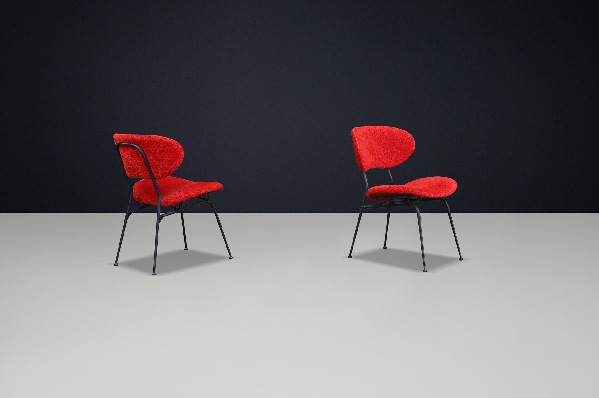 Mid century modern Chairs by Gastone Rinaldi with original red teddy fabric , Italy 1960s Mid-20th century
