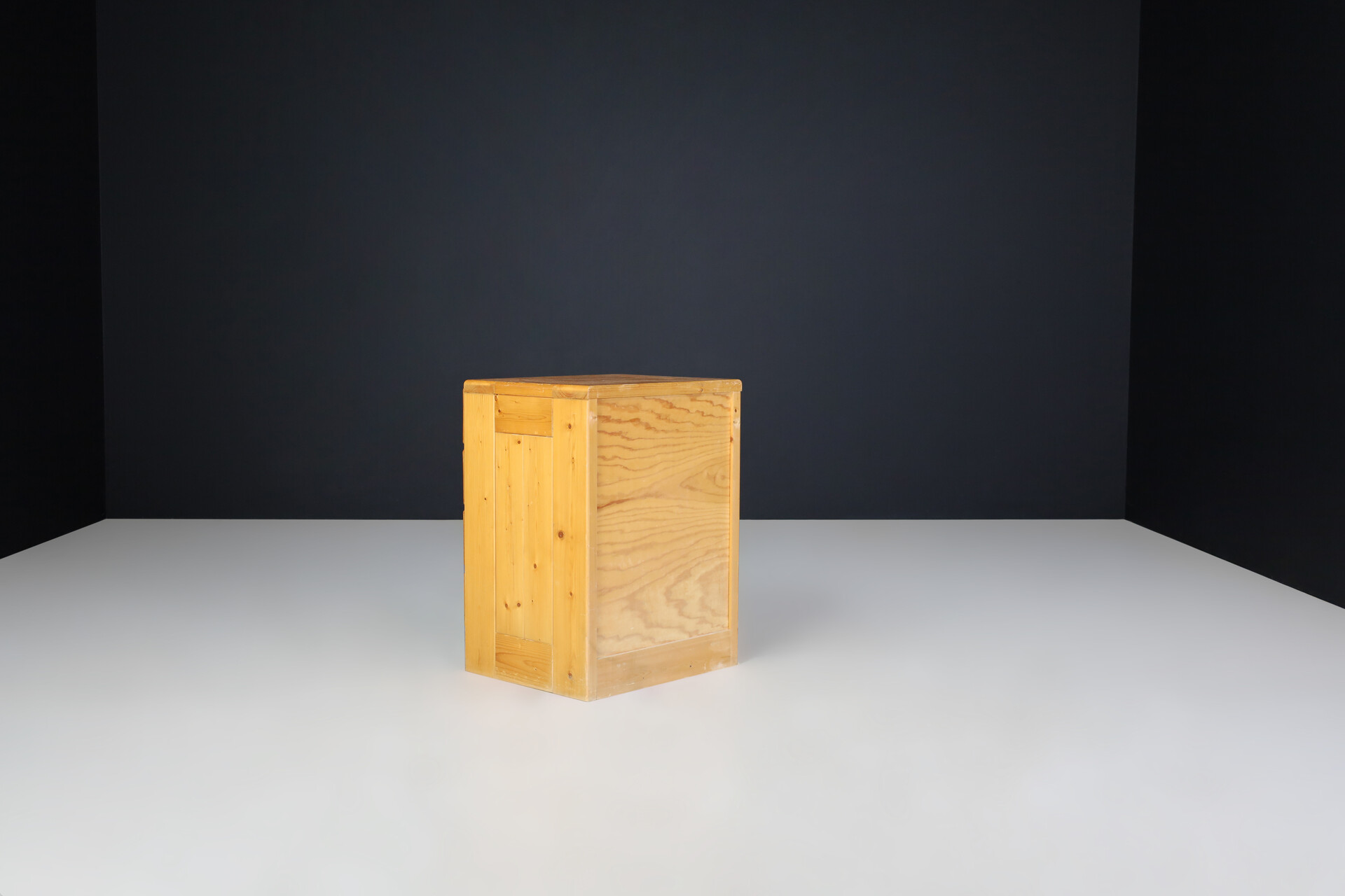 Mid century modern Charlotte Perriand Chest of Drawers for Les Arcs, France 1960s Mid-20th century