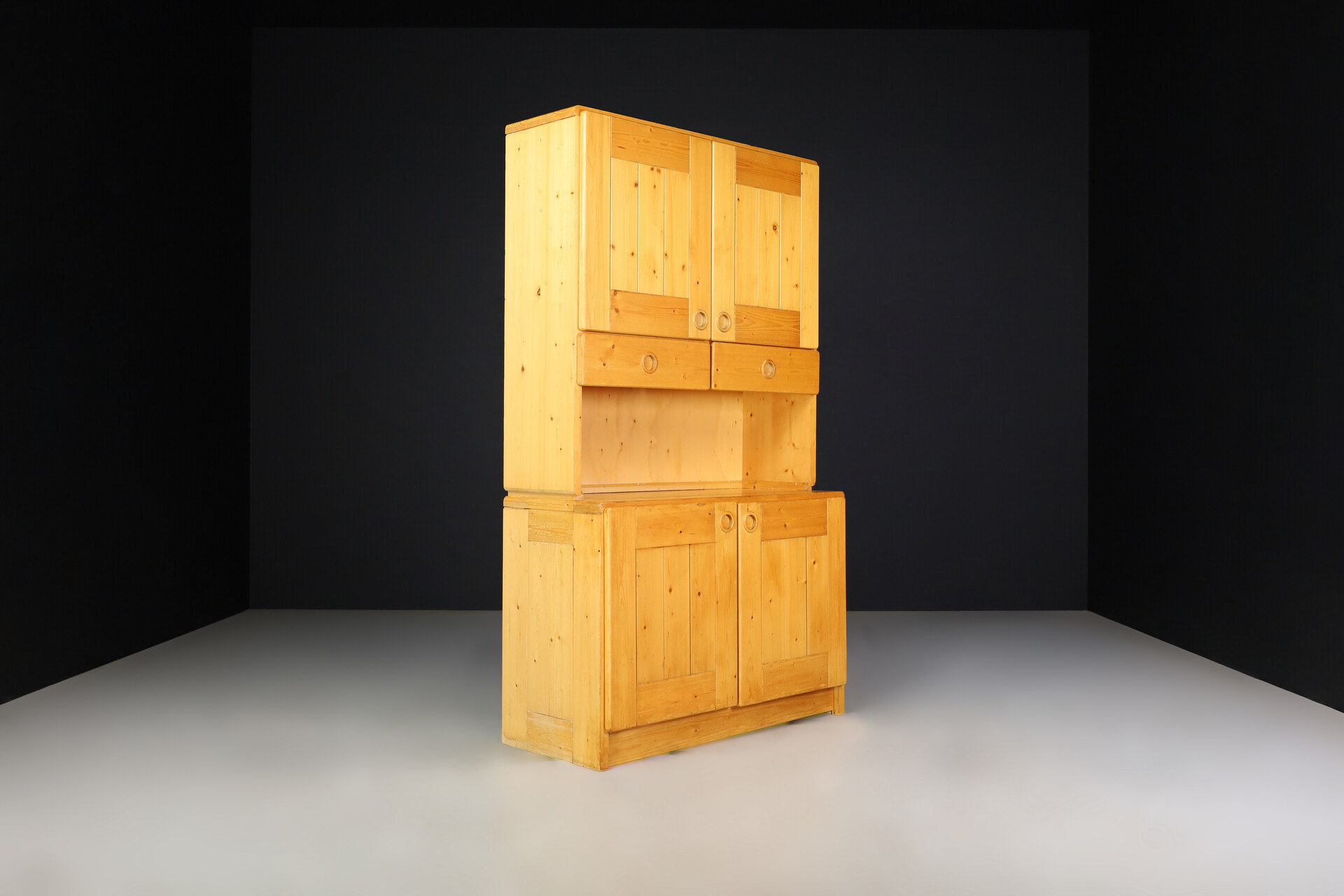 Mid century modern Charlotte Perriand Pine cabinet for Les Arcs, France 1970s Mid-20th century