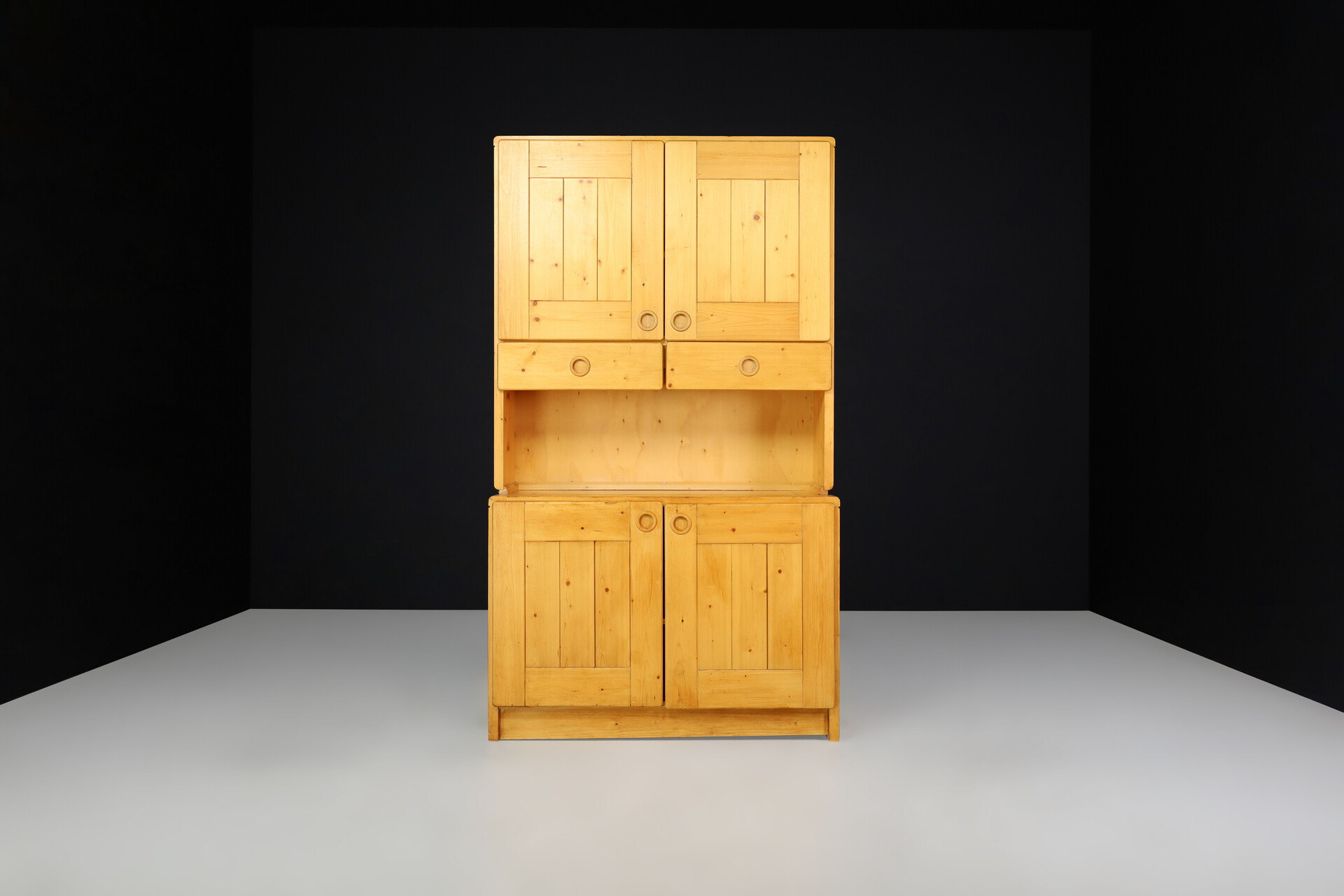 Mid century modern Charlotte Perriand Pine cabinet for Les Arcs, France 1970s Mid-20th century