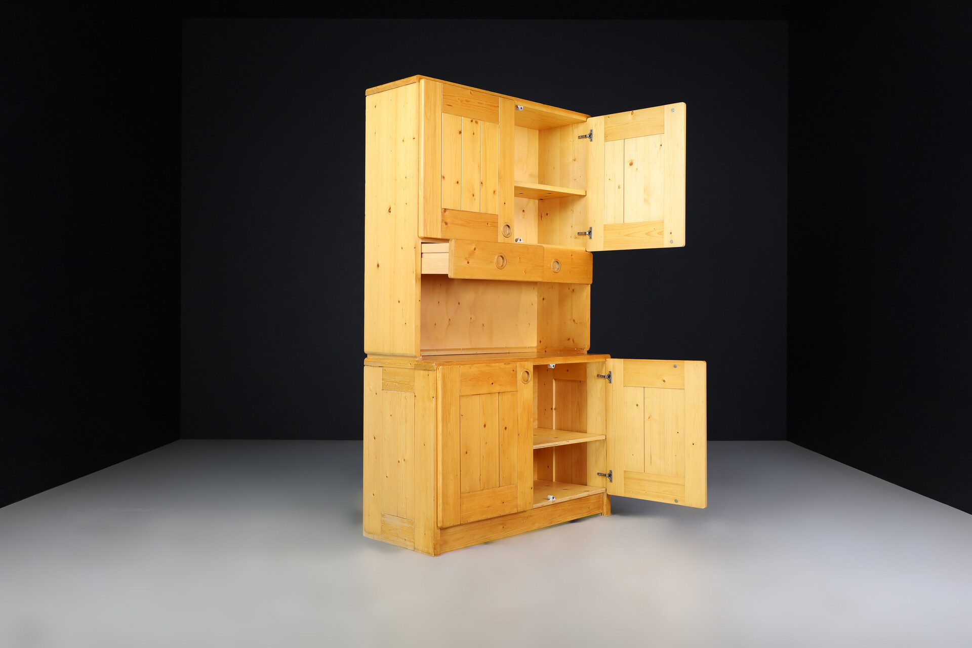 Mid century modern Charlotte Perriand Pine cabinet for Les Arcs, France 1970s Mid-20th century