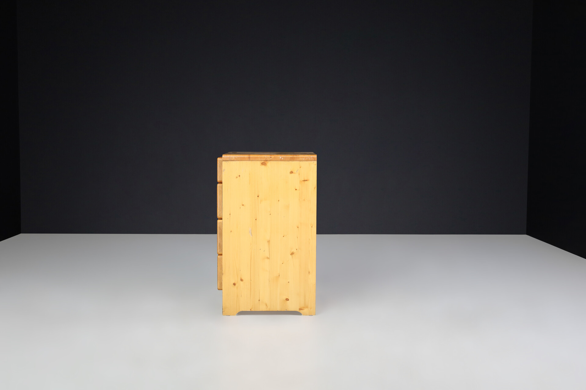 Mid century modern Charlotte Perriand Pine Chest of Drawers for Les Arcs, France 1960s Mid-20th century