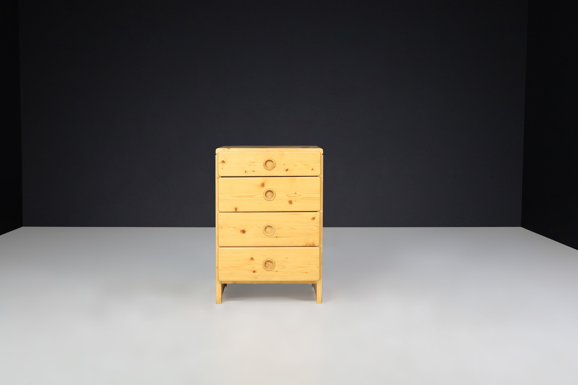 Mid century modern Charlotte Perriand Pine Chest of Drawers for Les Arcs, France 1960s Mid-20th century