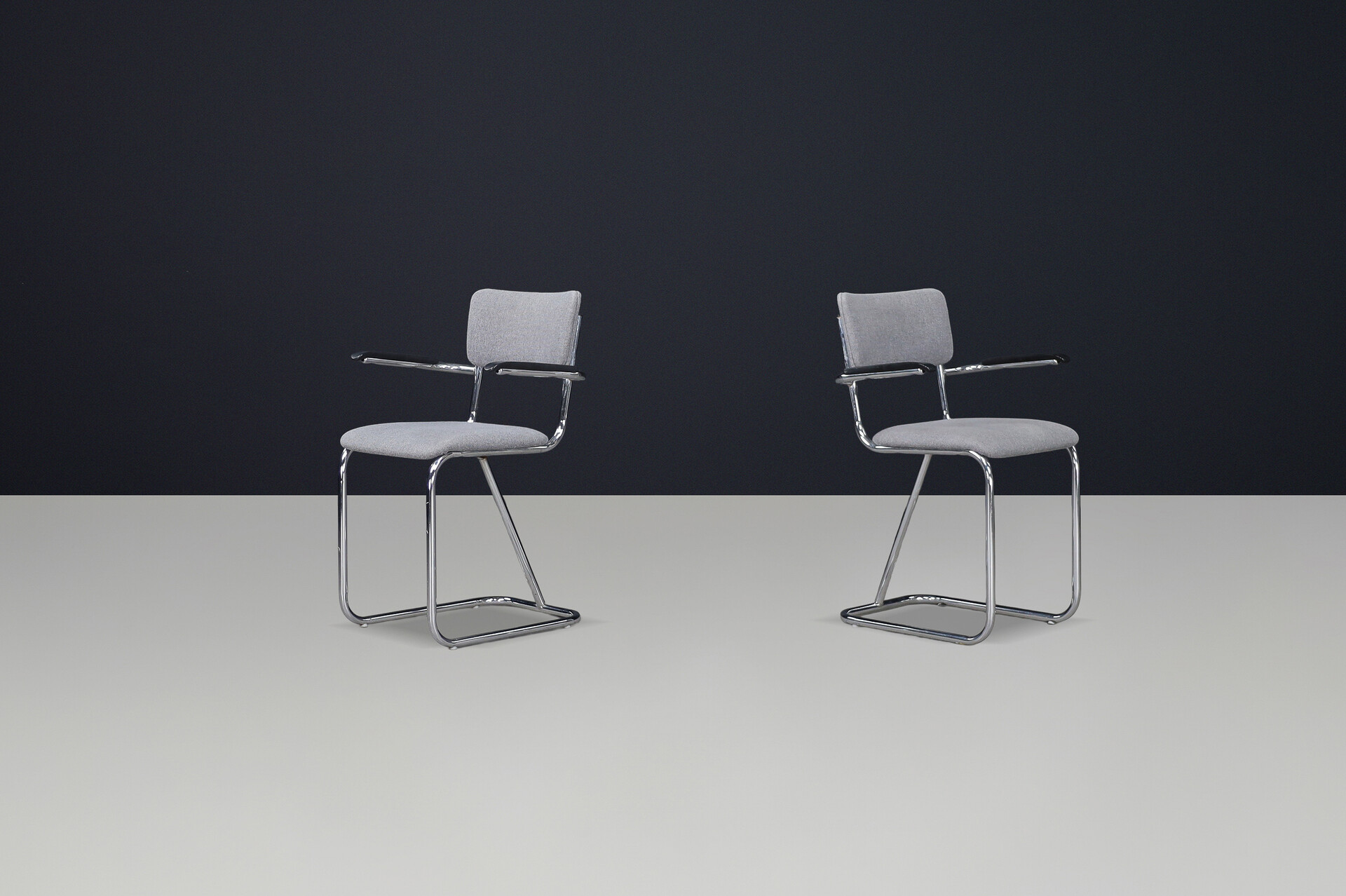 Mid century modern Chrome Dutch Gispen side Chairs, The Netherlands 1970s Late-20th century