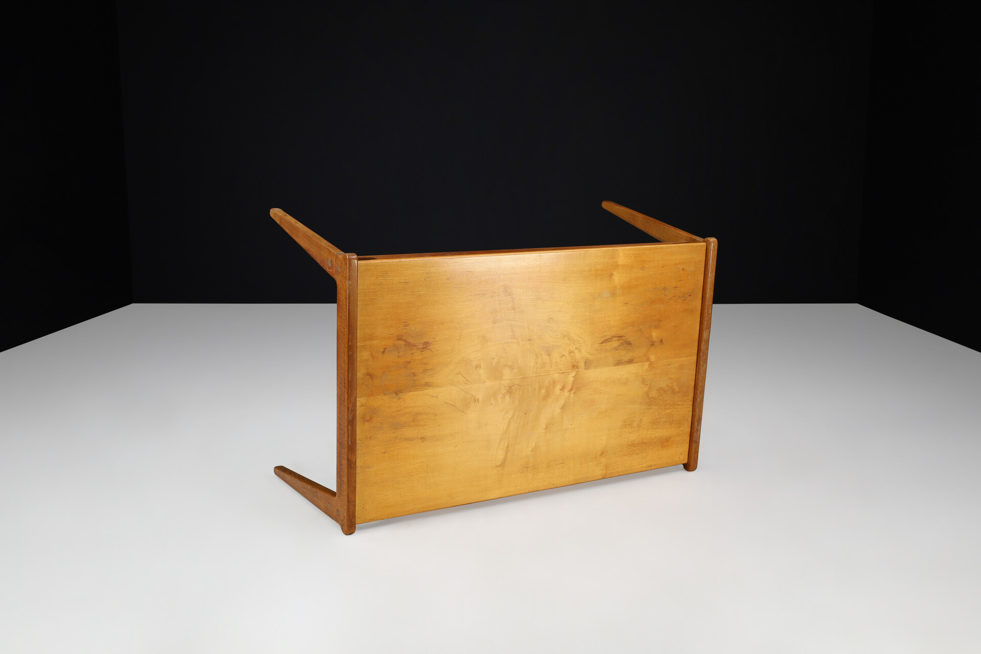 Mid century modern Coffee table in oak Germany 1950s Mid-20th century