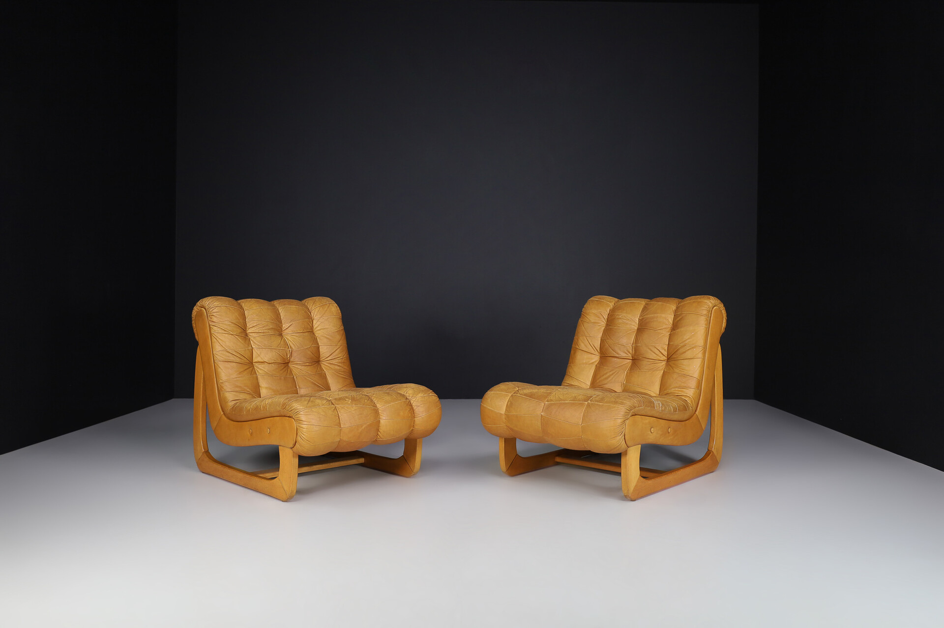 Mid century modern Cognac Leather lounge Chairs Germany 1970s Late-20th century