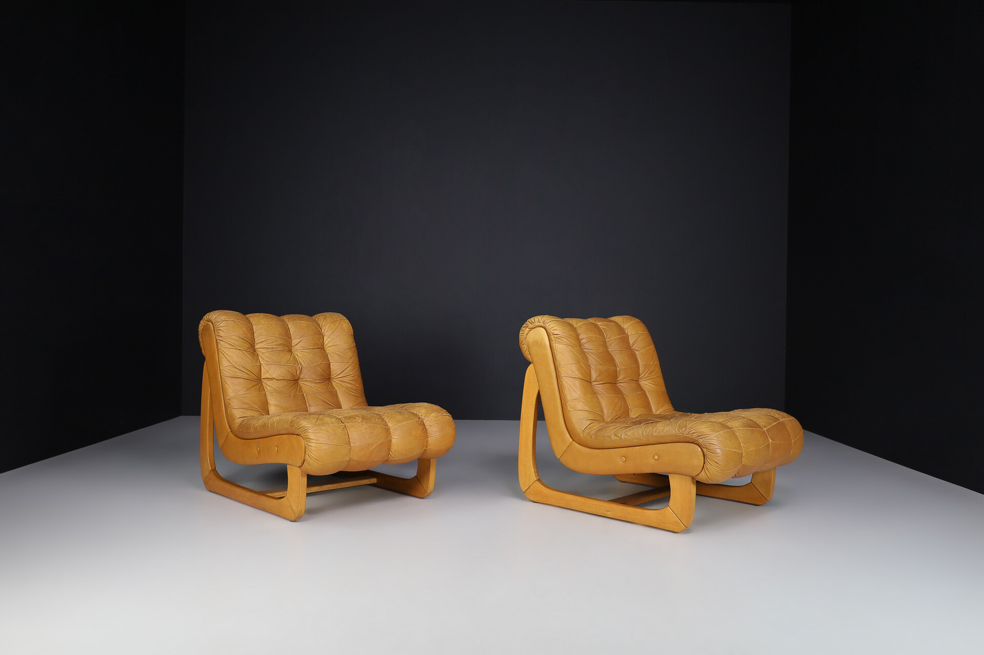 Mid century modern Cognac Leather lounge Chairs Germany 1970s Late-20th century