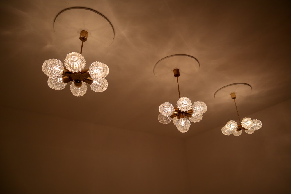 Mid century modern Cristal Glass Chandeliers with Brass Germany 1970s Mid-20th century