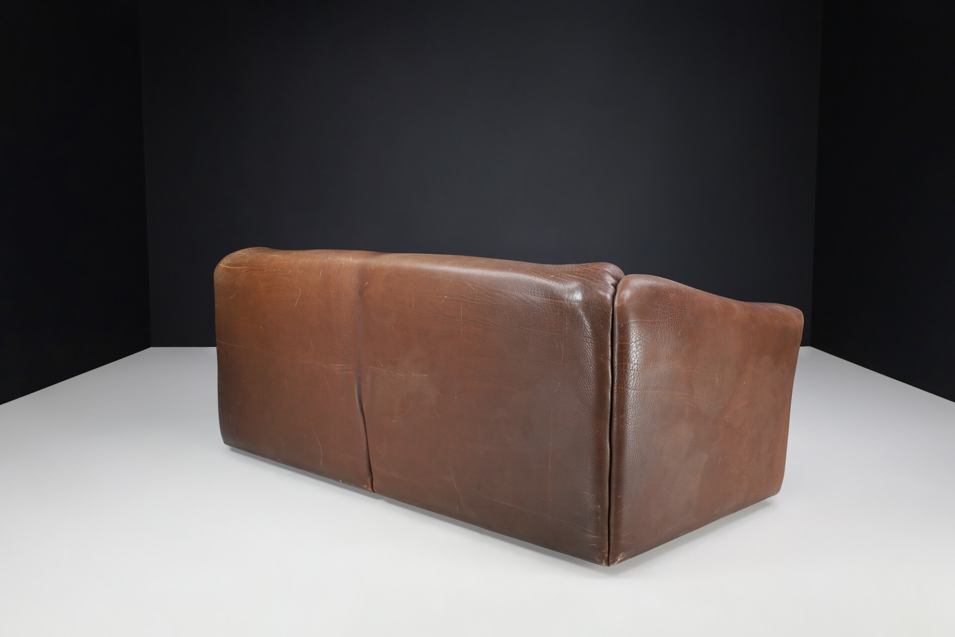 Mid century modern De Sede DS-47 Extendable Neck Leather 3-Seater Sofa, 1970s Late-20th century