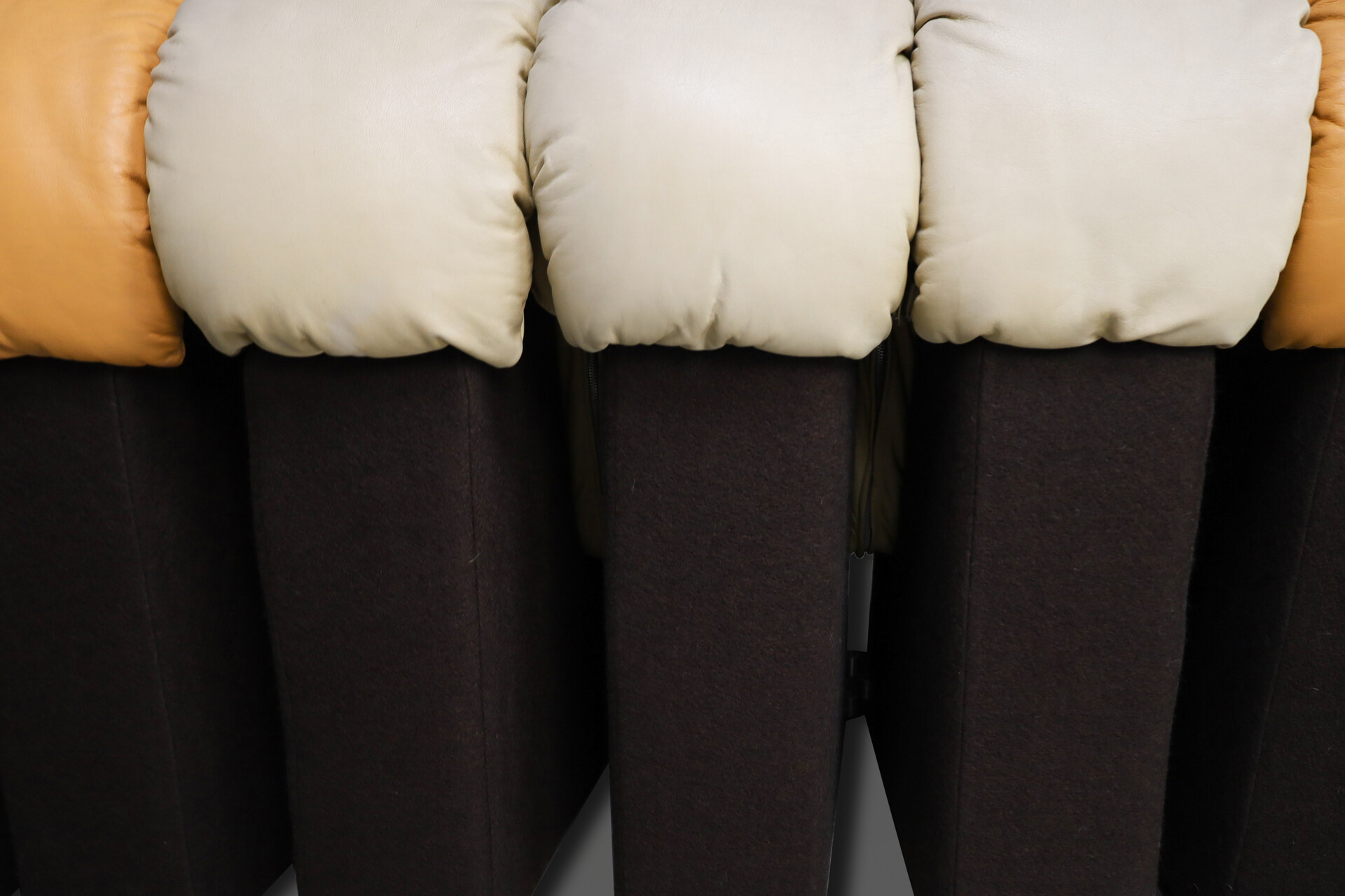 Mid century modern De Sede DS-600 'Snake' Sectional Sofa in Patinated Creame-Cognac Leather by Ueli Berger, Switzerland, 1972. Mid-20th century