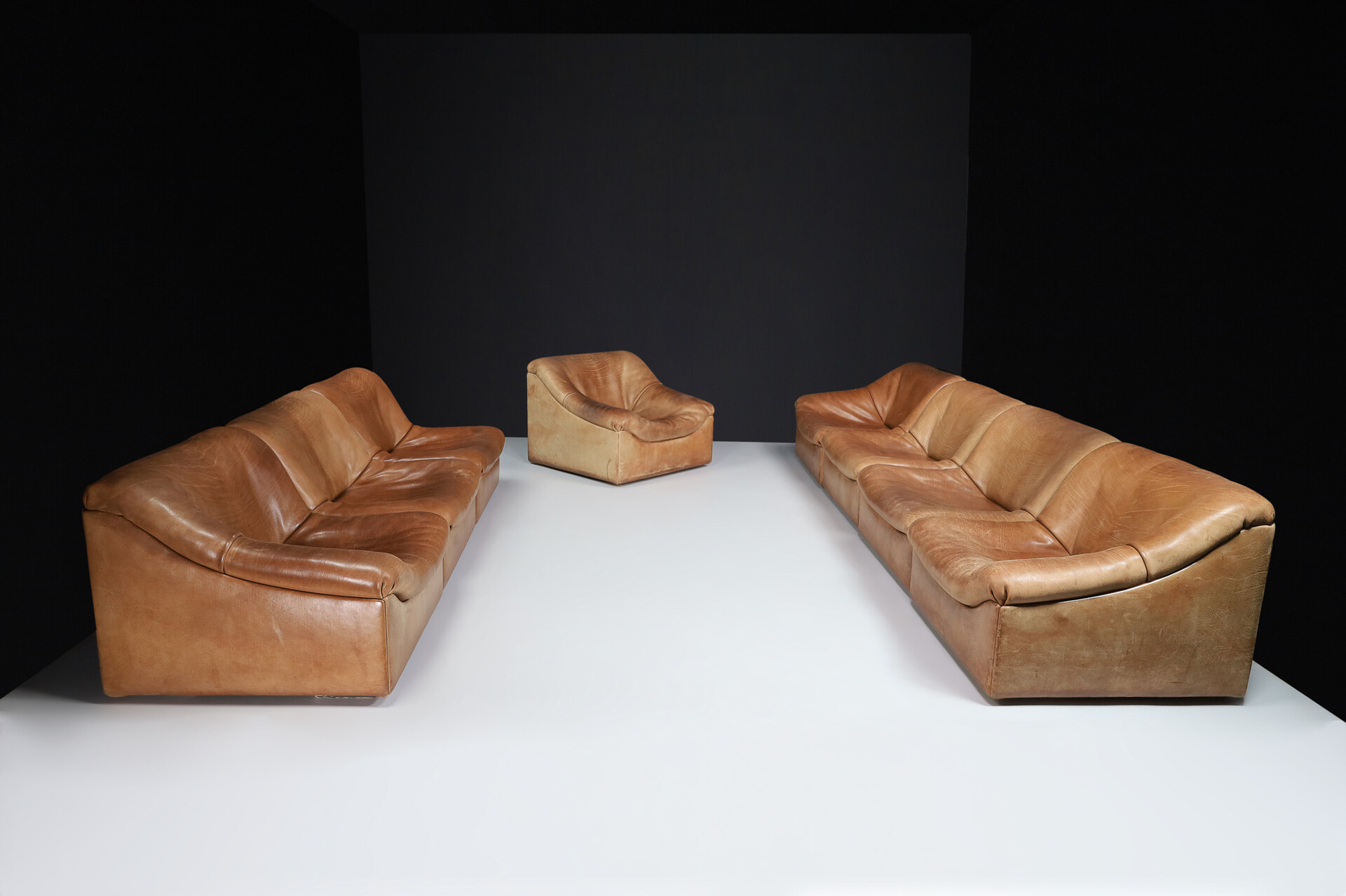 Mid century modern De Sede DS46 Sectional Sofa-Livingroomset in Buffalo Leather, Switzerland 1970s Late-20th century