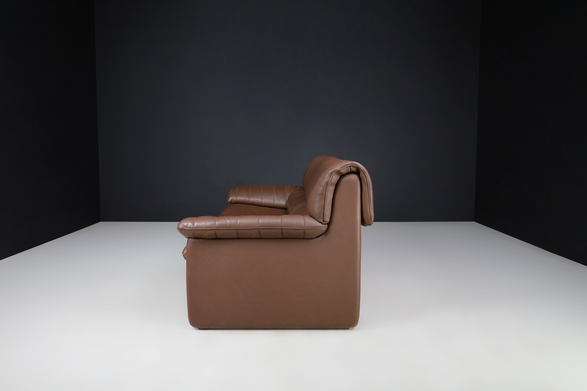 Mid century modern De Sede Ds86 Sofa In Brown Leather, 1960s Mid-20th century
