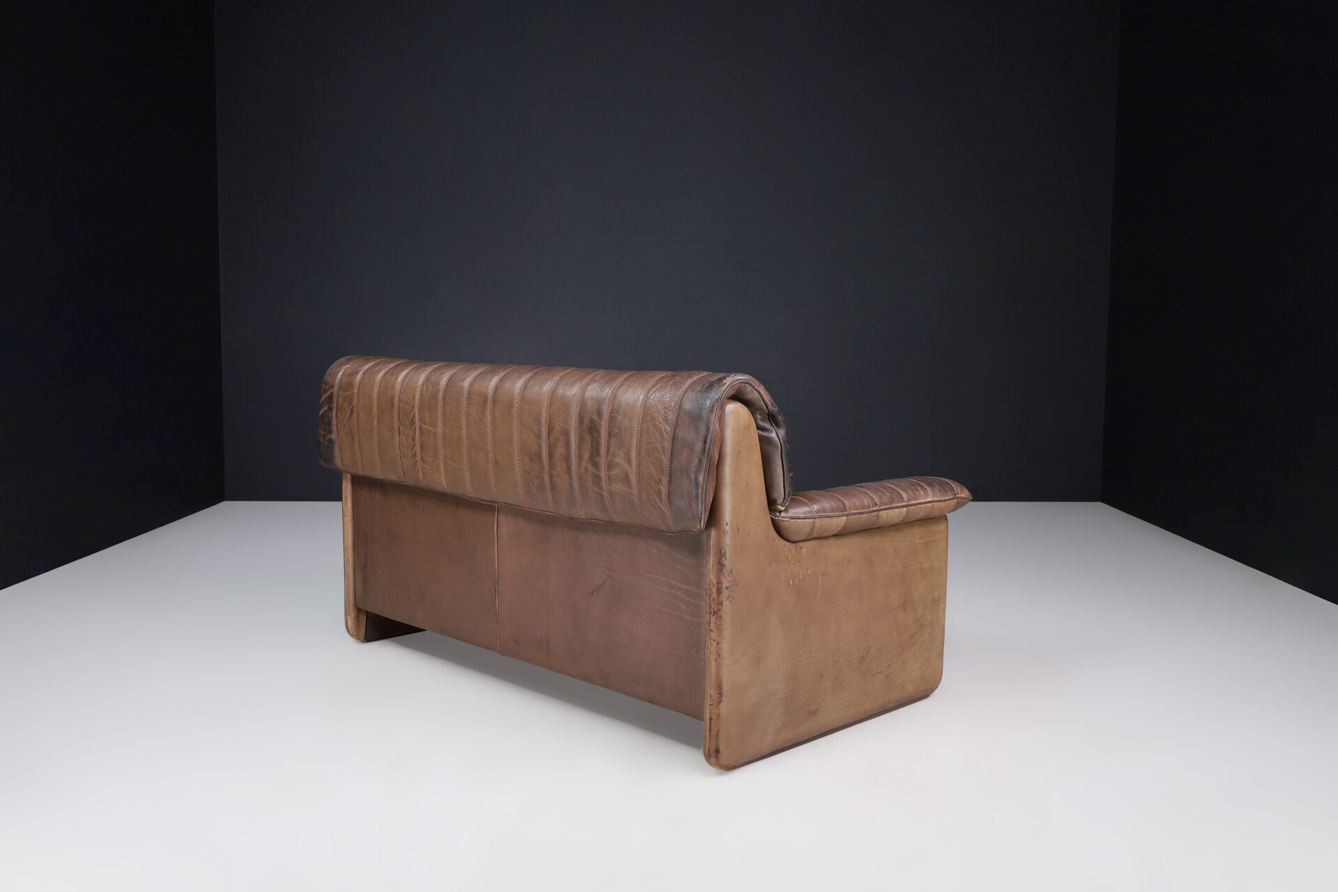 Mid century modern De Sede Ds86 Sofa in patinated Brown Leather, 1960s Mid-20th century