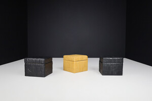 Mid century modern De Sede Patchwork Leather Pouf with extra storage , 1960s Switzerland Mid-20th century