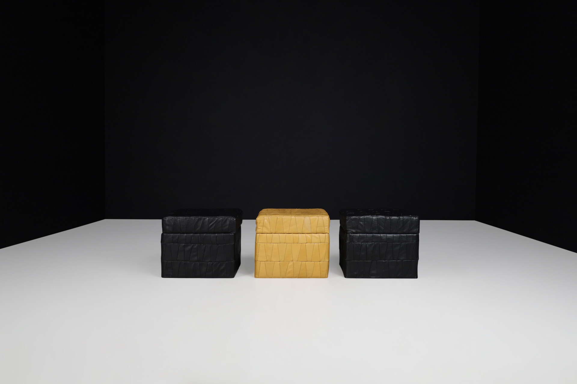 Mid century modern De Sede Patchwork Leather Pouf with extra storage , 1960s Switzerland Mid-20th century