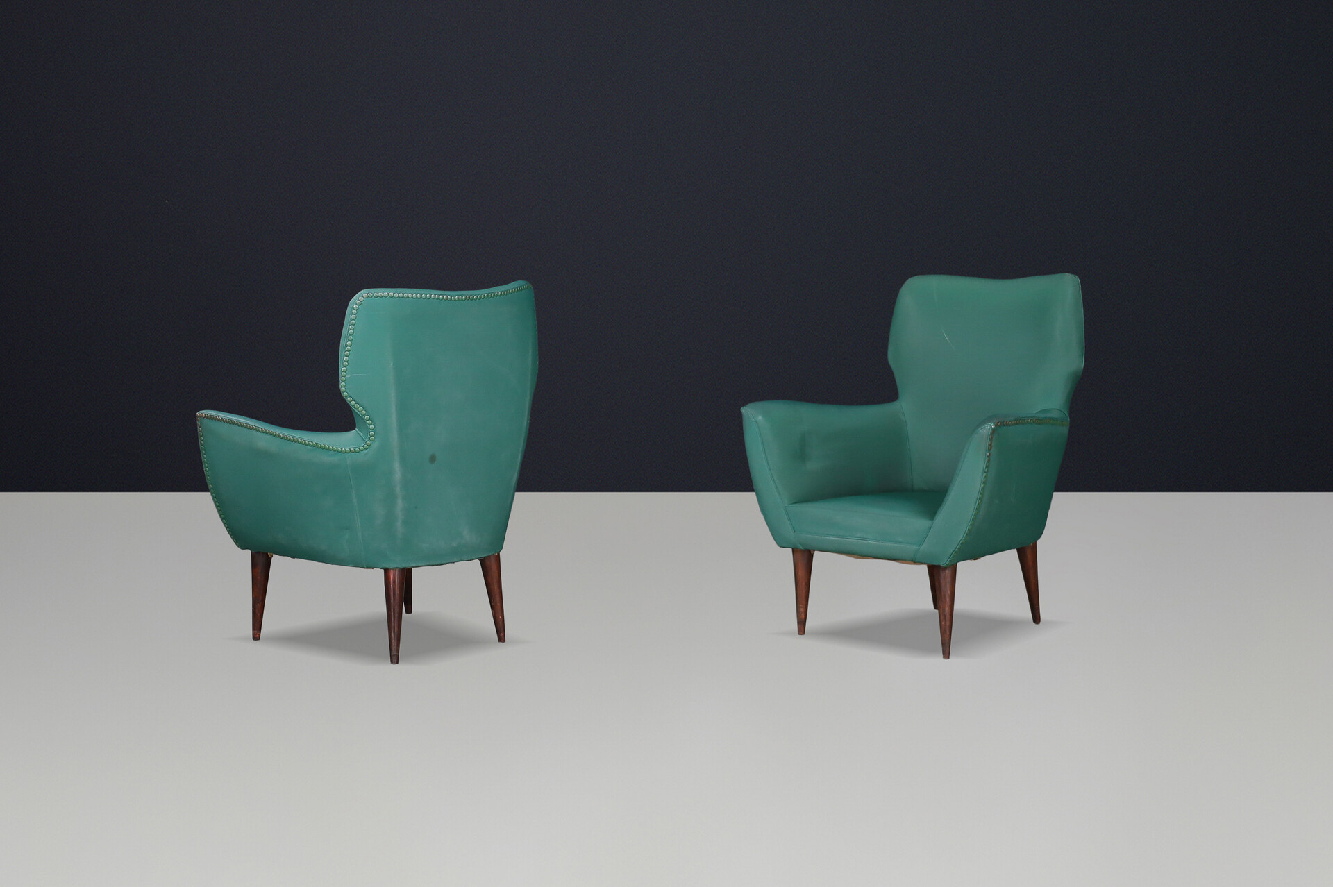 Mid century modern Easy Chair in original Upholstery, Italy 1950s Mid-20th century